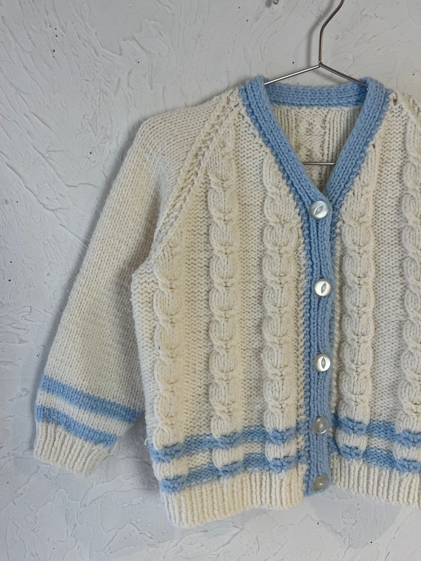 Vintage Hand Knit Kids Sweater / 6