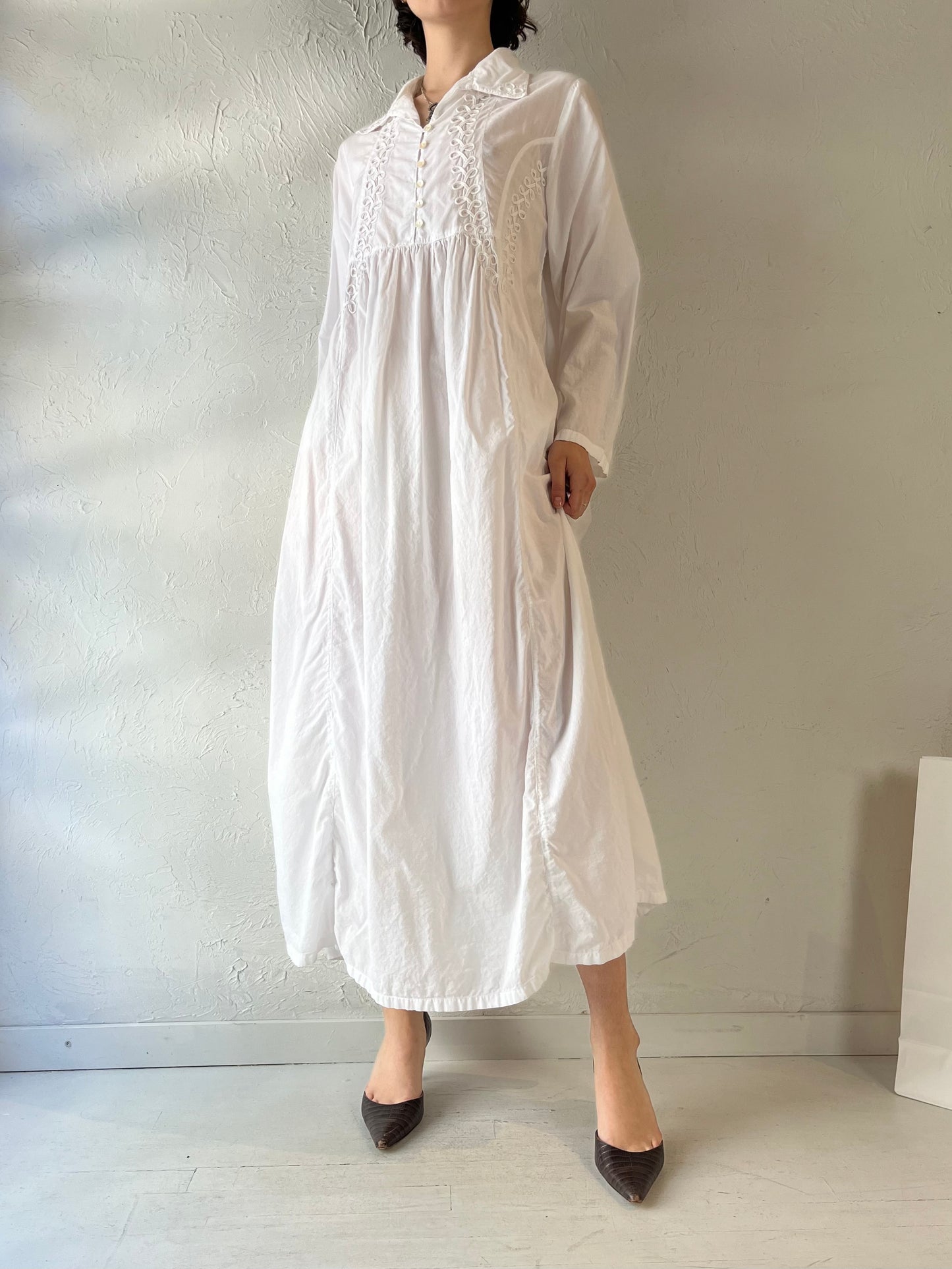90s 'April Cornell' White Cotton Oversized Maxi Dress / Small