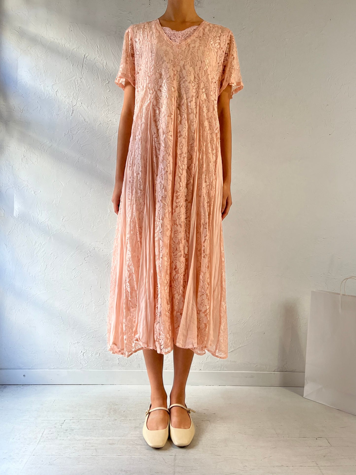 90s ‘Starina’ Pink Lace Dress / Small