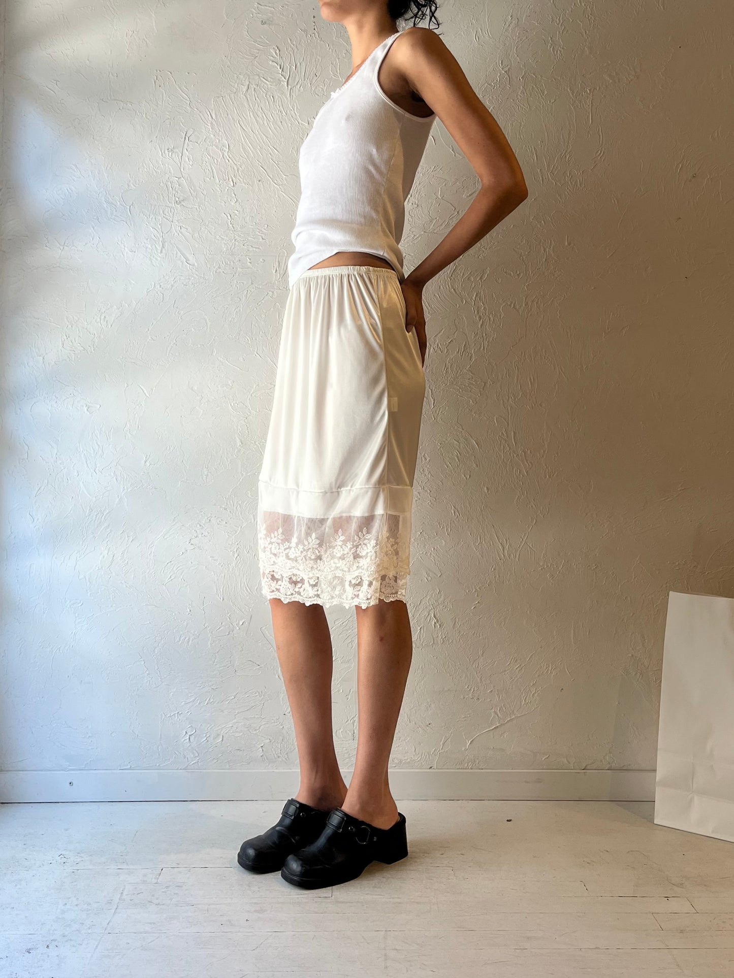 90s ‘Melody’ White Lacy Midi Skirt / Medium