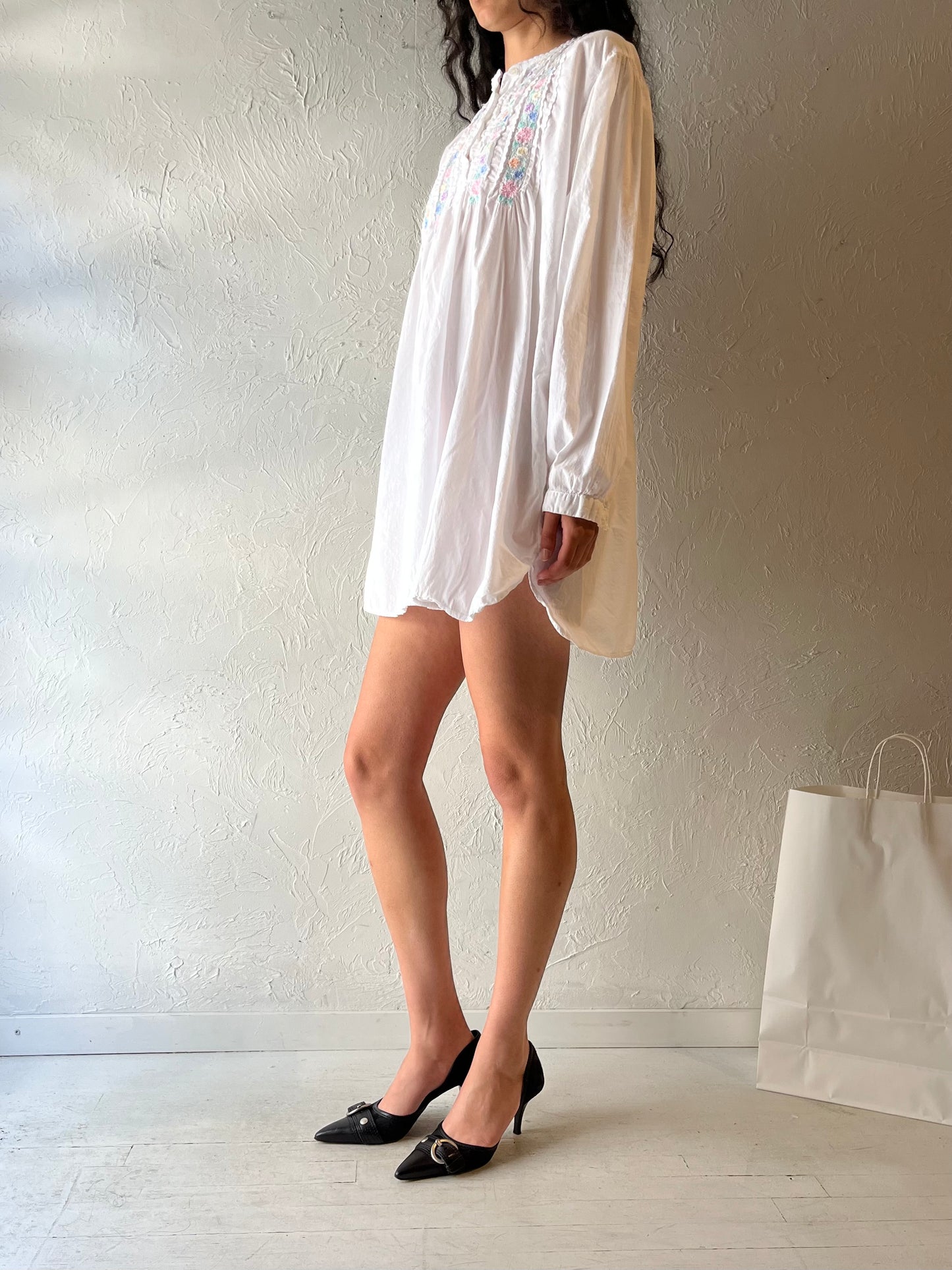 90s ‘Chance Encounters’ Long Sleeve White Cotton Mini Dress / Large