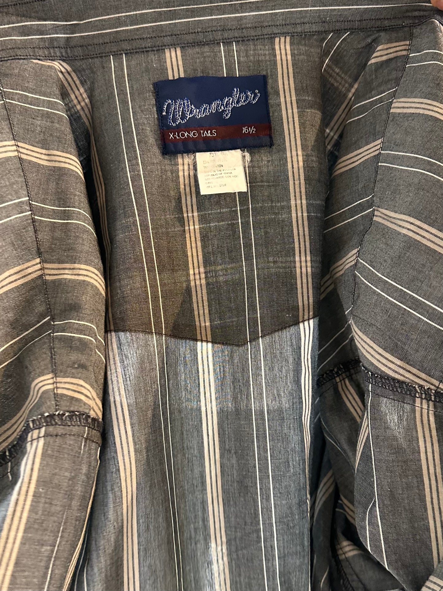 Y2k ‘Wrangler’ Gray Snap Up Western Shirt / XL