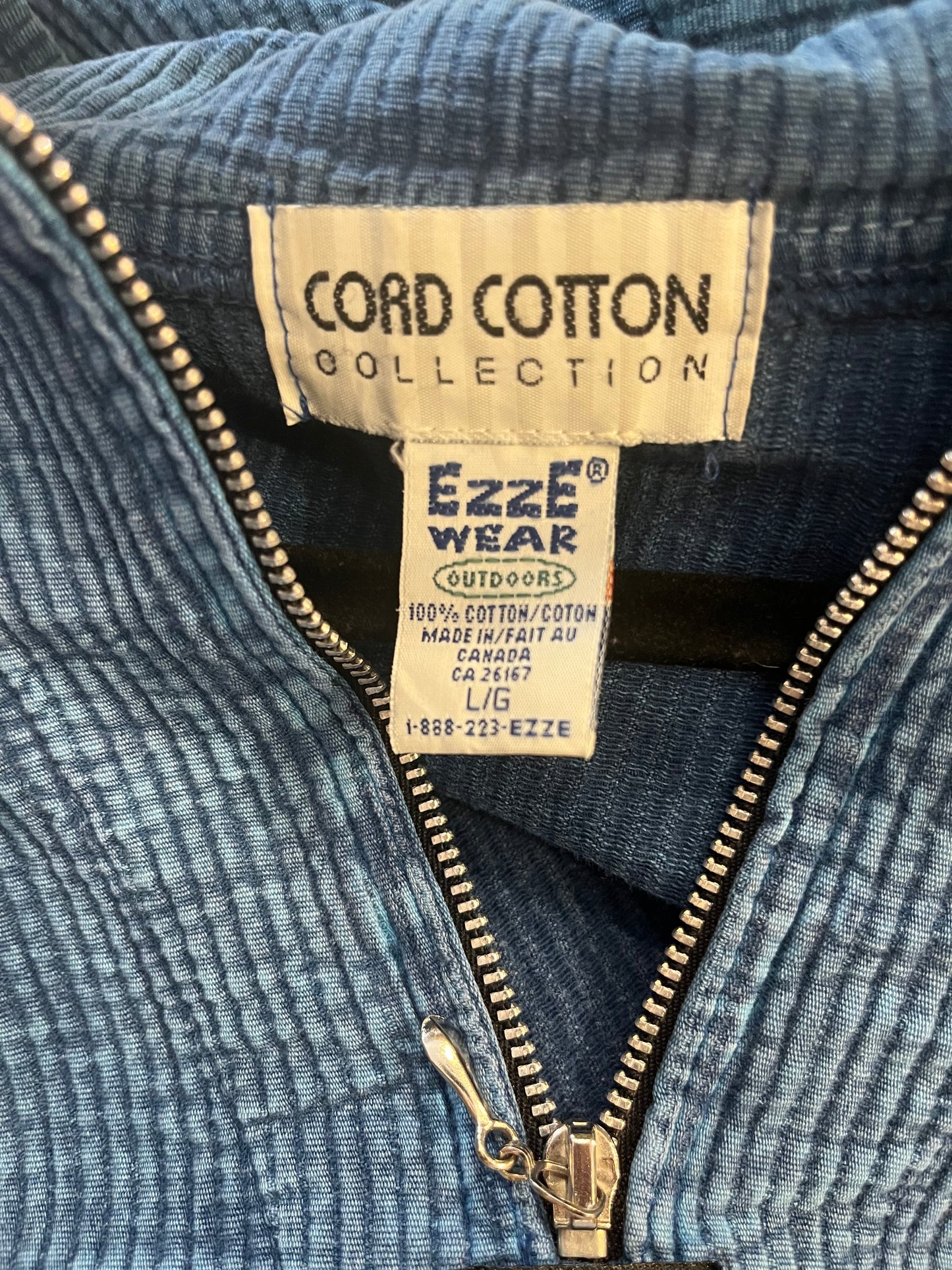 90s 'Ezze Wear' Blue Corduroy Half Zip Shirt / Large