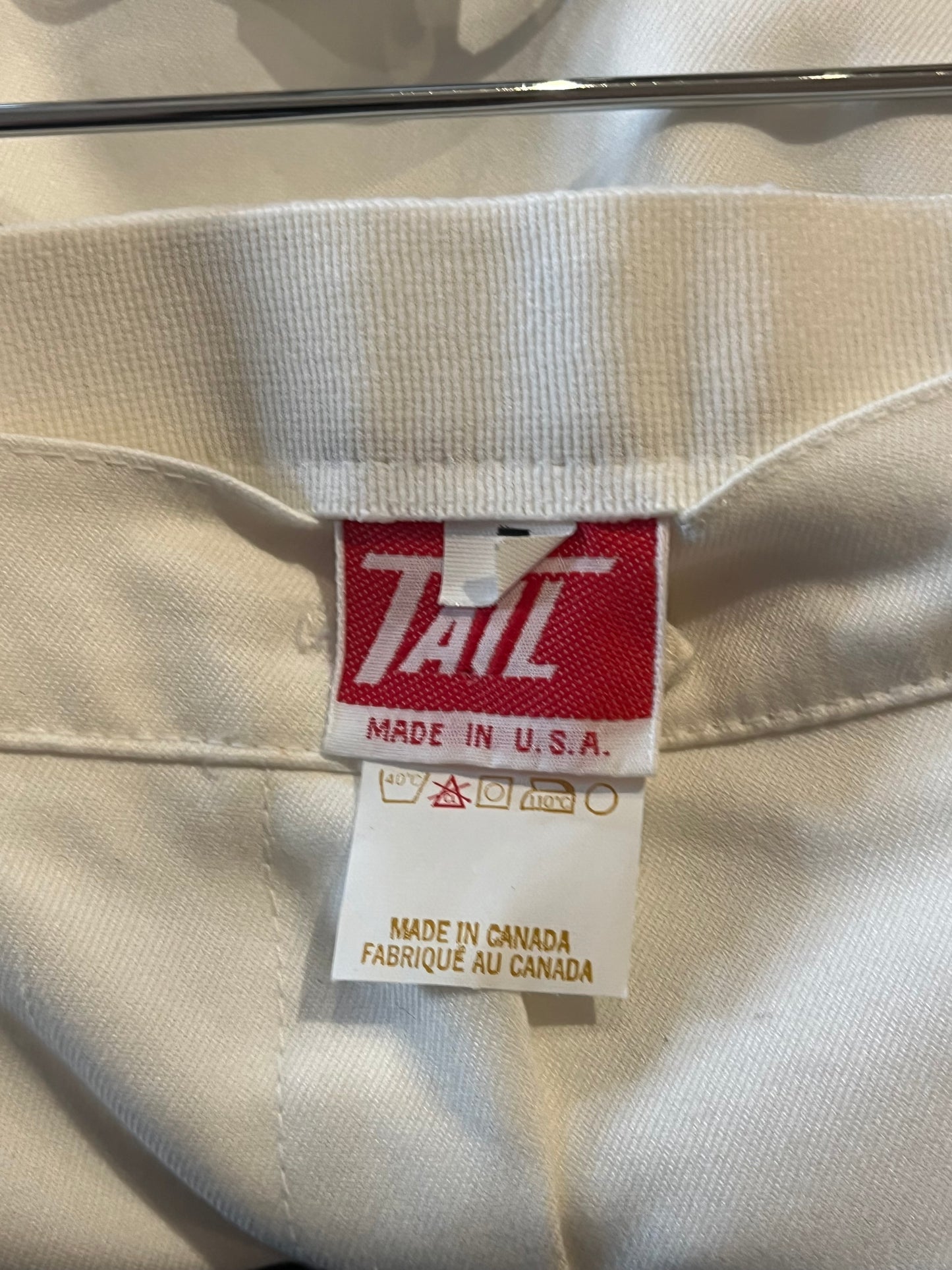 90s ‘Tail’ White Mini Skirt / Small