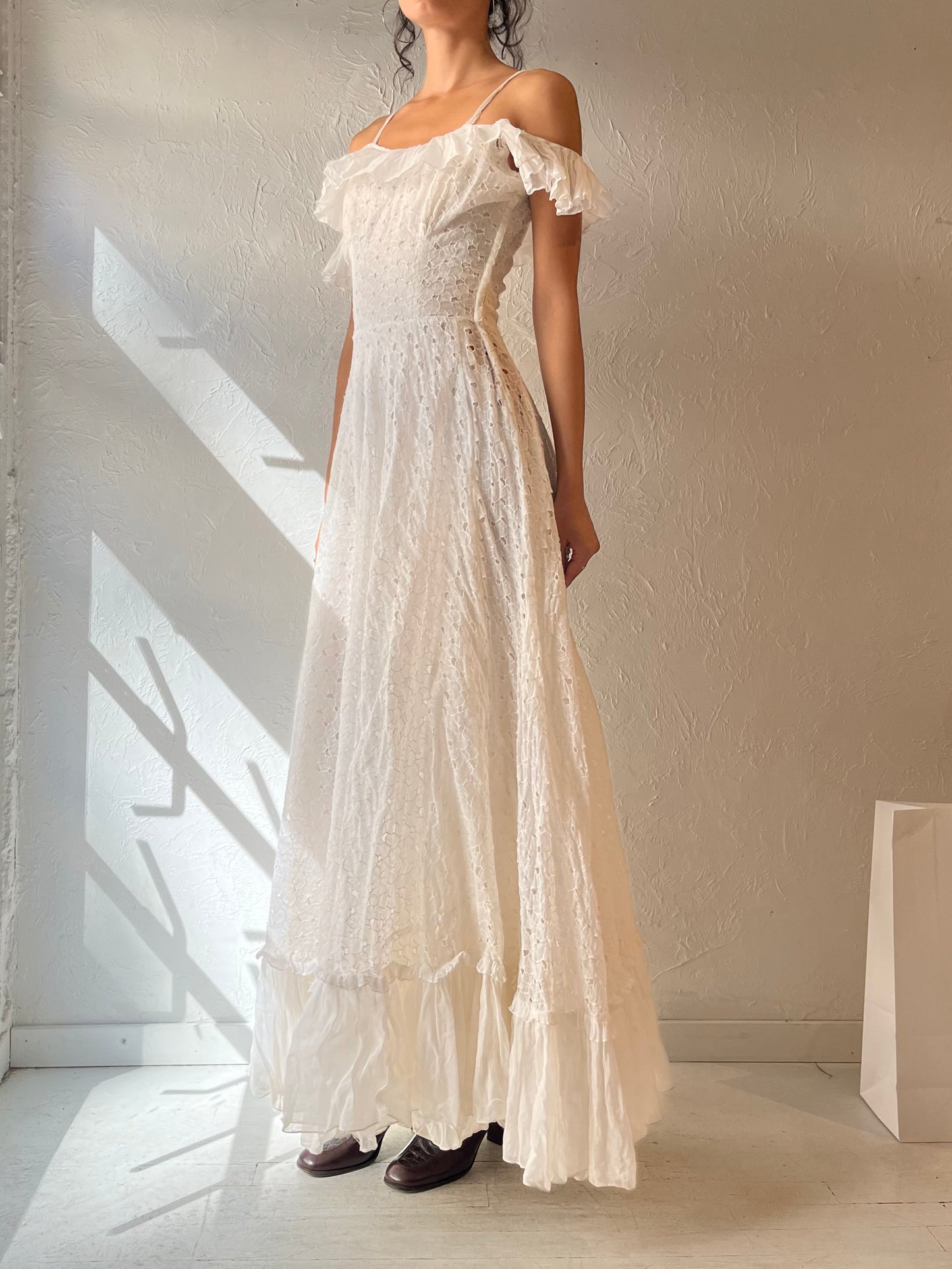 Vintage White Eyelet Wedding Dress / Small