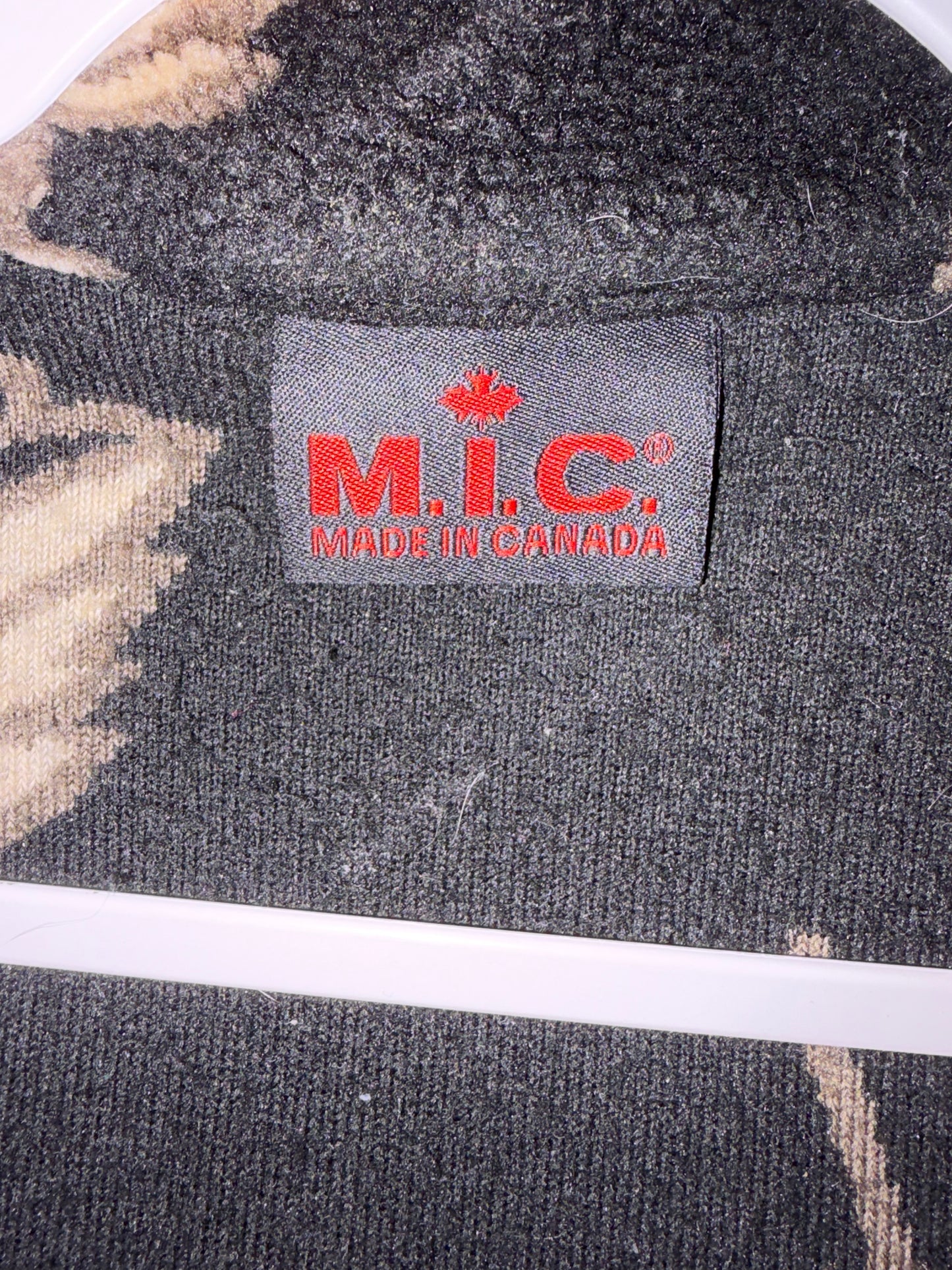 90s 'MIC' Black Leaf Fleece Jacket / Small