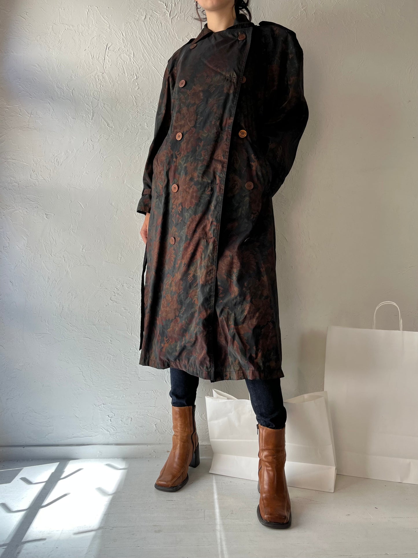 90s 'Michelle Stuart' Trench Coat / Medium
