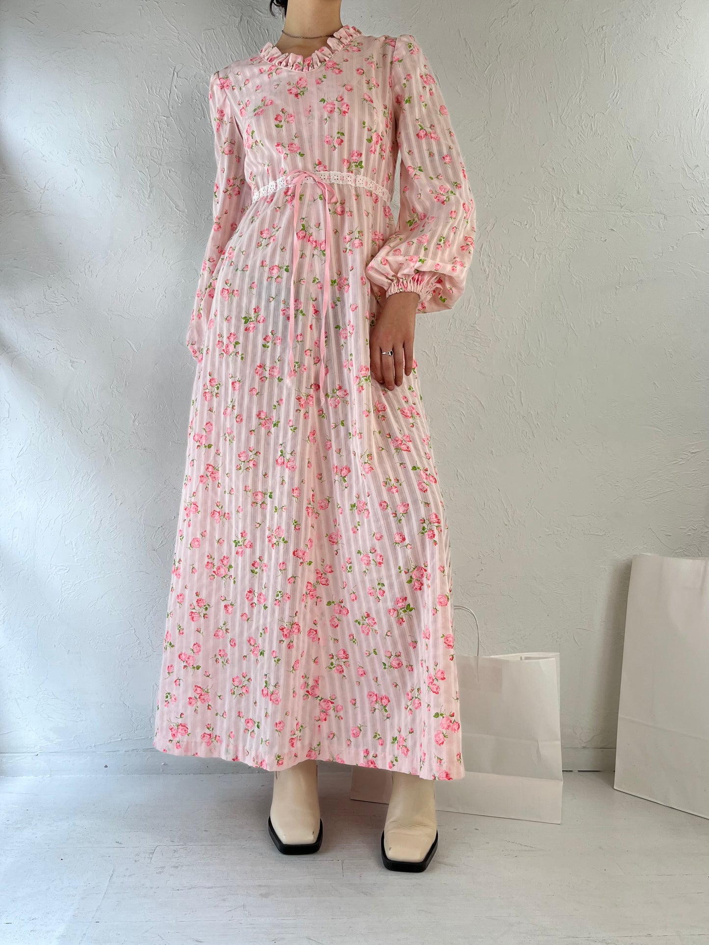 80s Pink Long Sleeve Flower Peasant Dress / Small