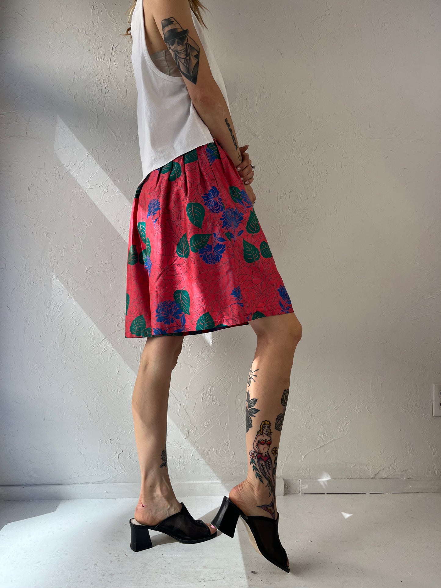 90s High Waisted Floral Dress Shorts / Small