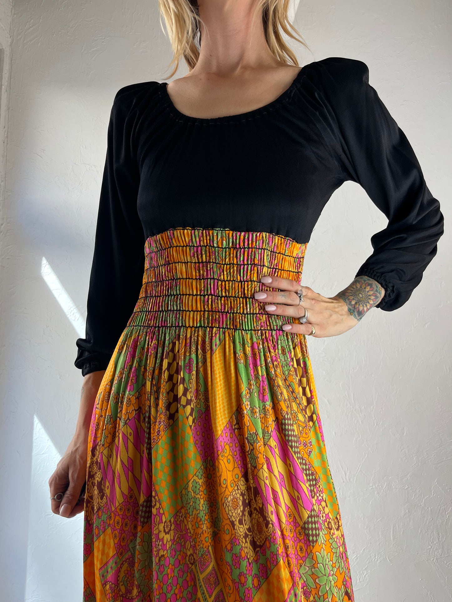 70s Black and Orange Retro Print Maxi Dress / Small