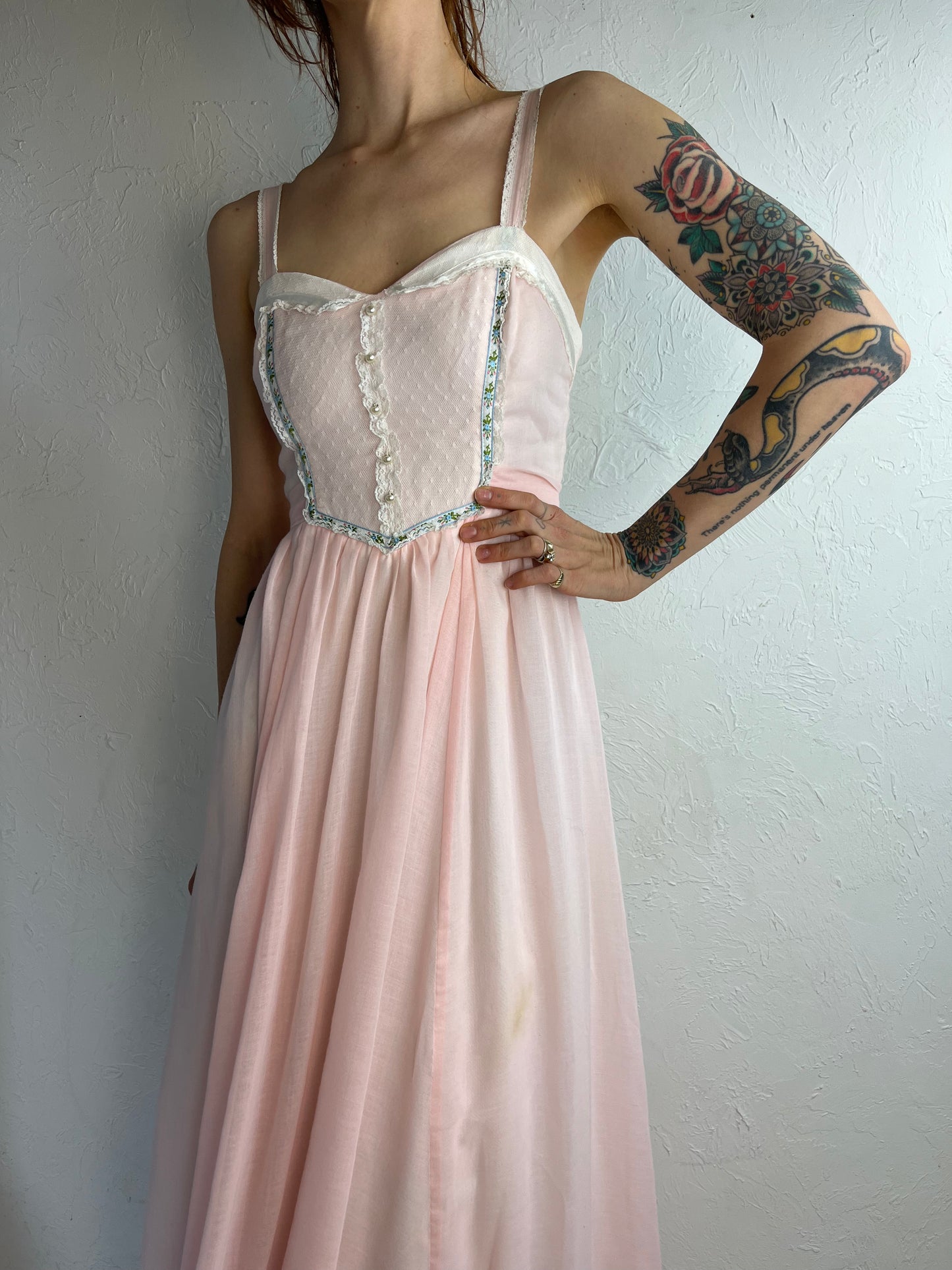 70s ‘Gunne Sax’ Baby Pink White Lace Gunne Sax Peasant Dress / X-Small