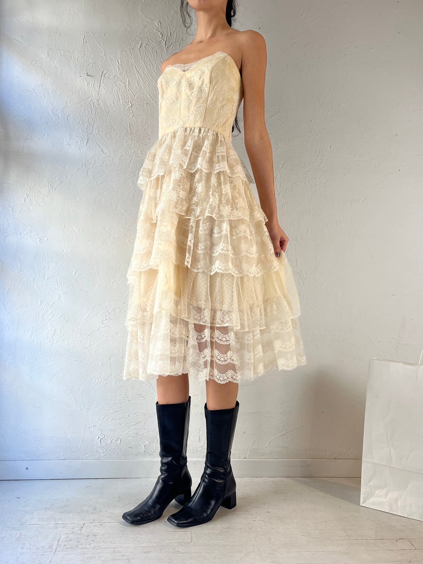 90s 'TD4' Strapless Cream Lace Party Dress / Medium