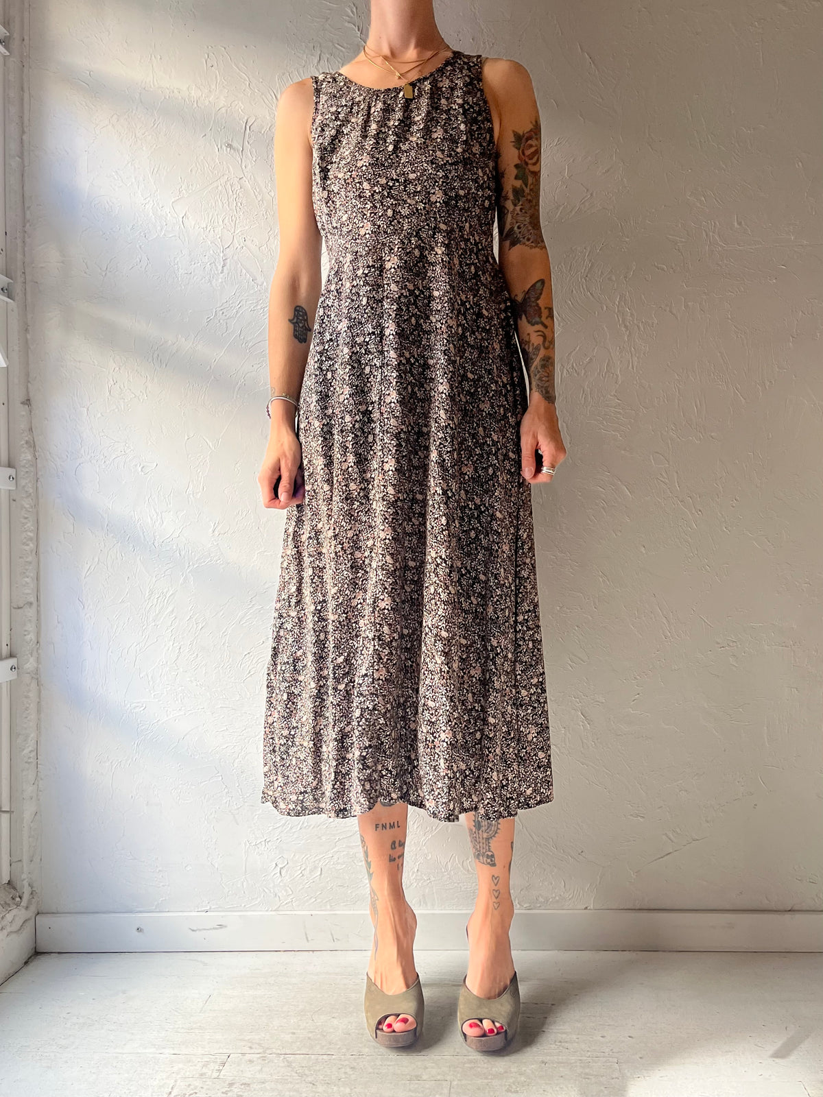 90s 'All That Jazz' Sleeveless Floral Dress / Medium