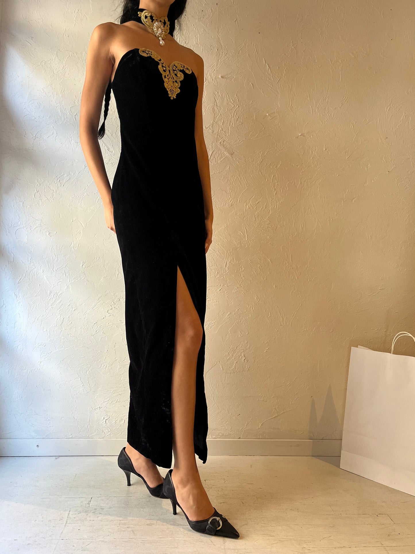 90s Black Velvet Formal Dress / Small