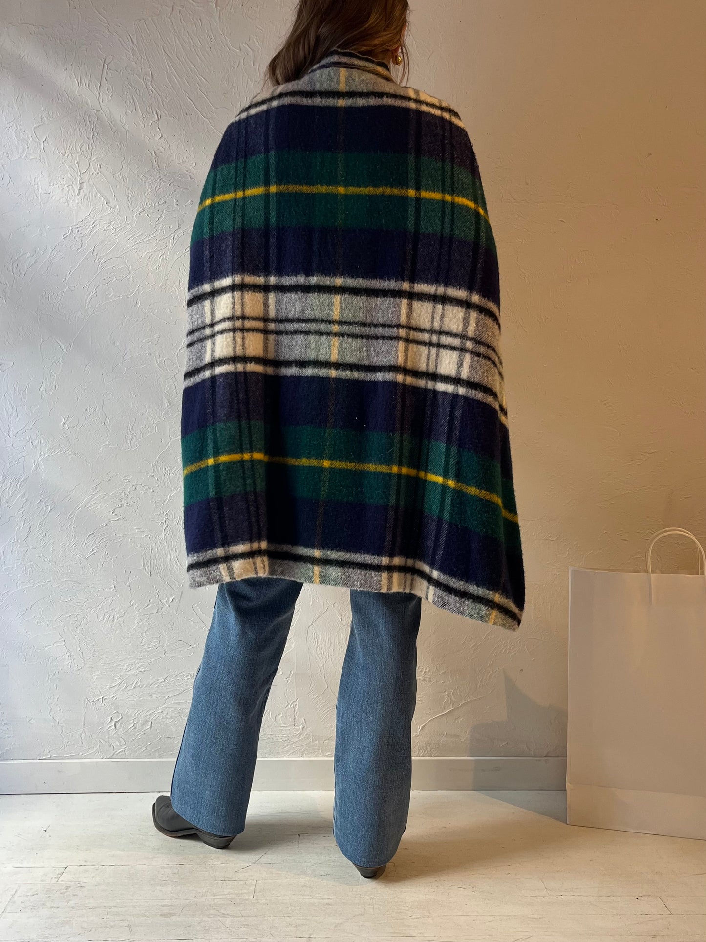 80s ‘Kayso’ Plaid Wool Cape / One Size