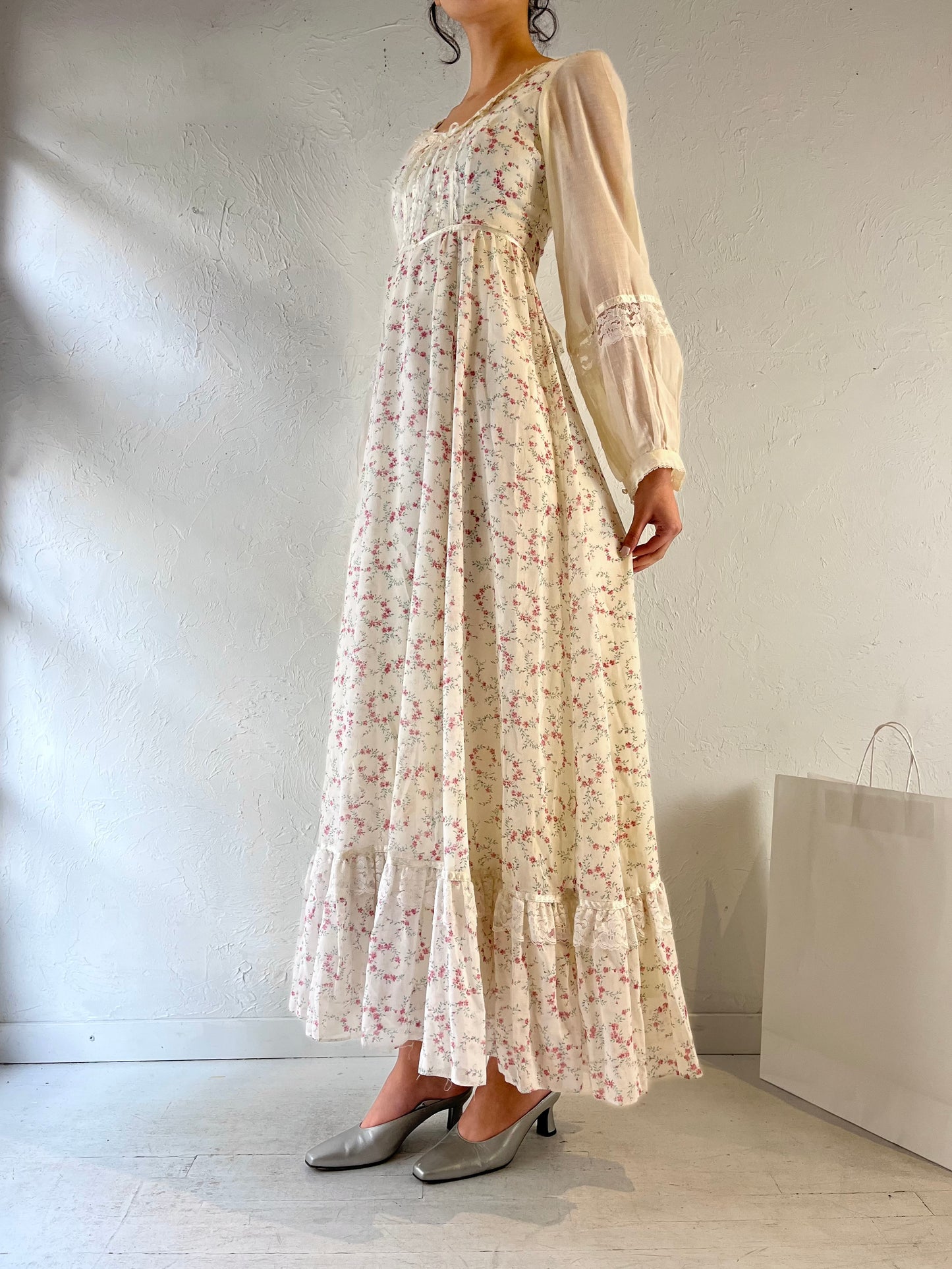 70s ‘Gunne Sax’ Cream Floral Peasant Maxi Dress / Small