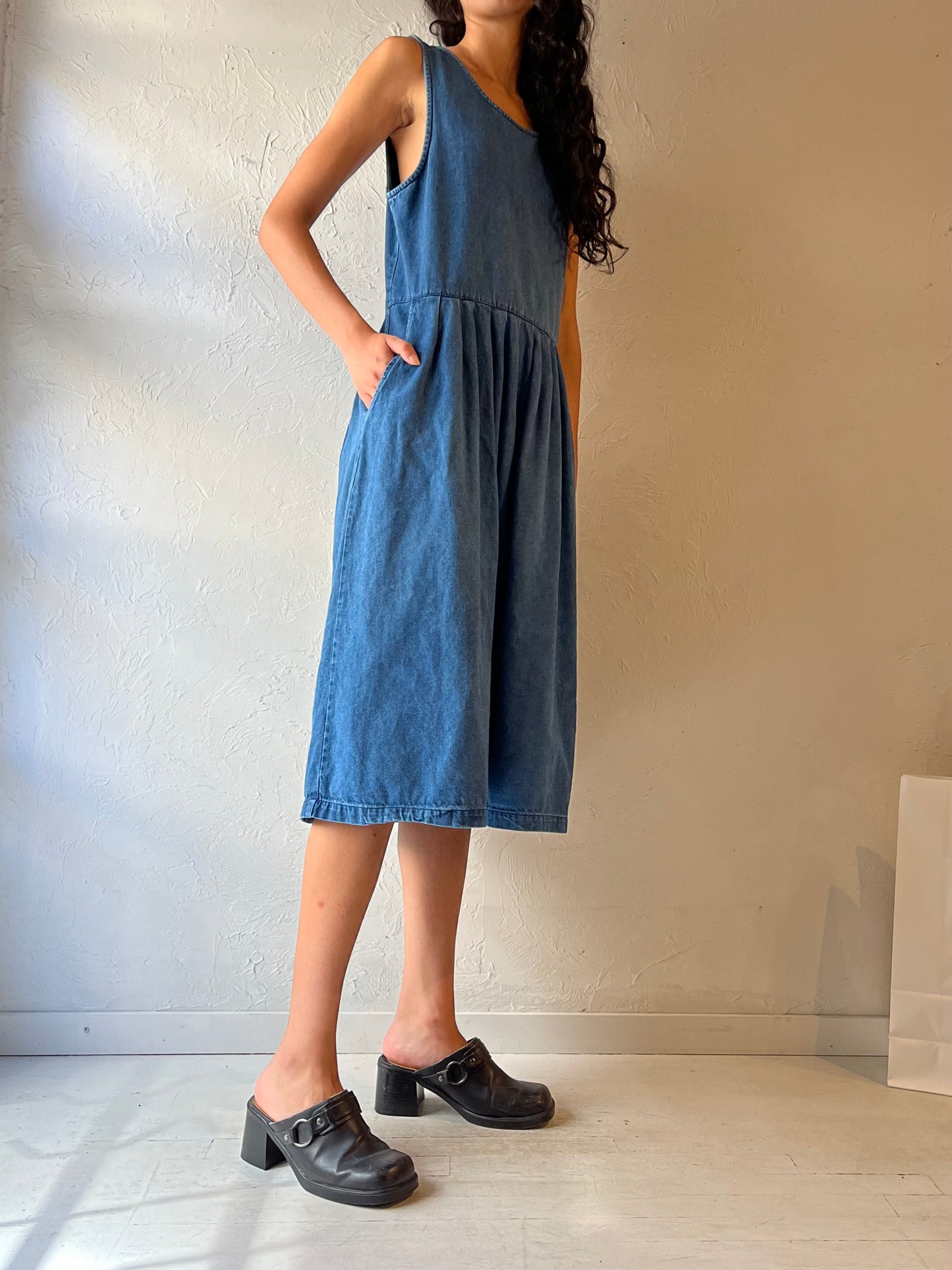 90s ‘Eddie Bauer’ Sleeveless Denim Dress / Small