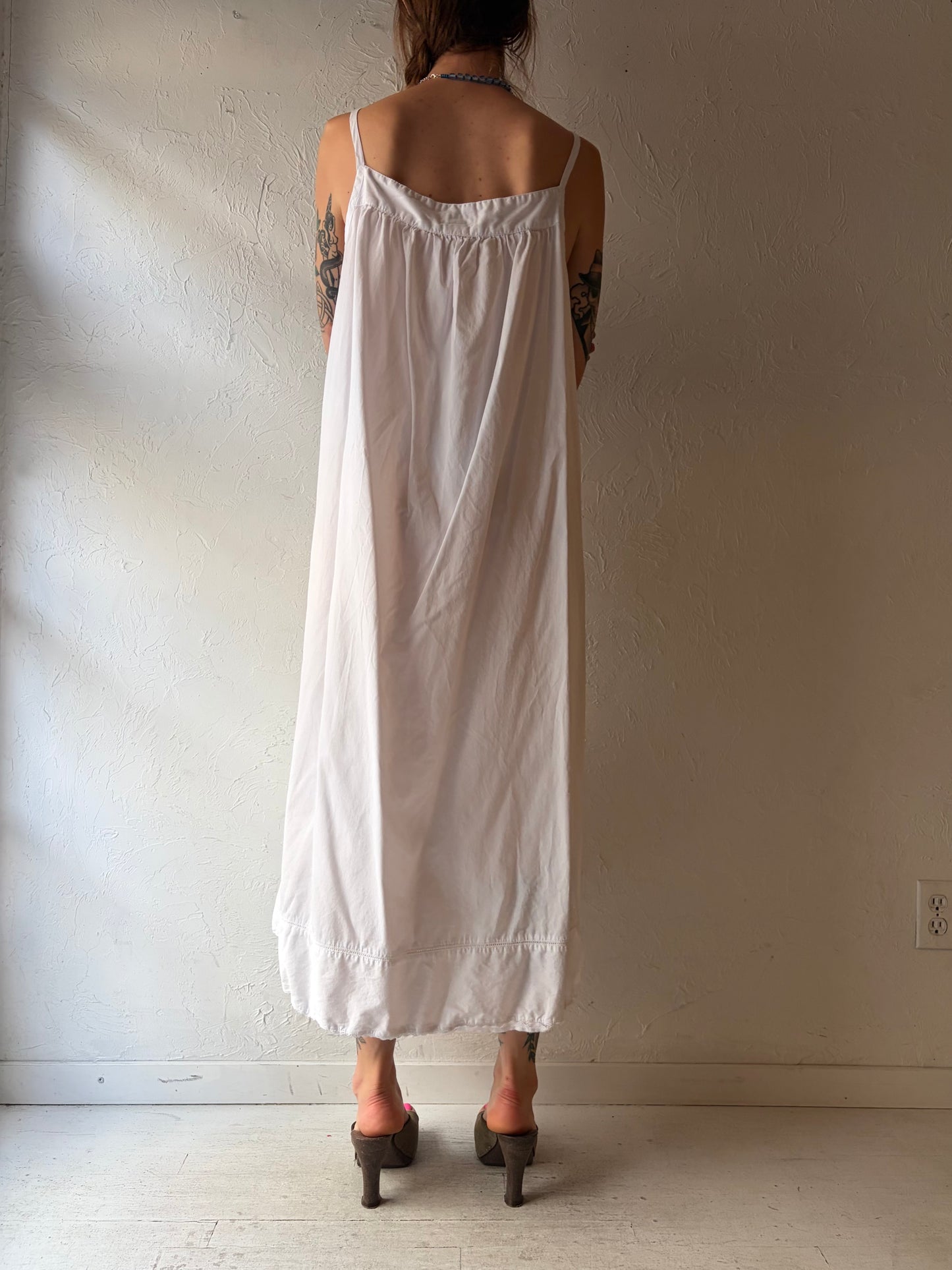 Y2k 'Cabernet' White Cotton Embroidered Dress / XL