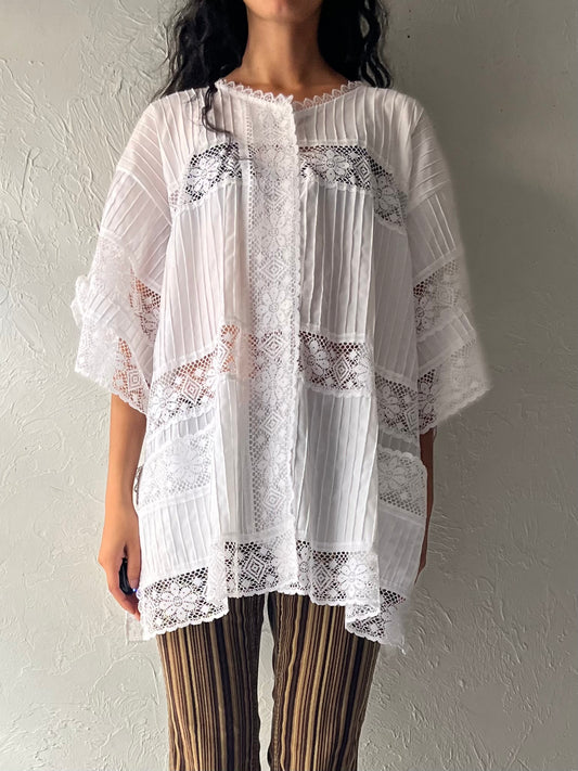70s White Romantic Lace Button Up Top / Large