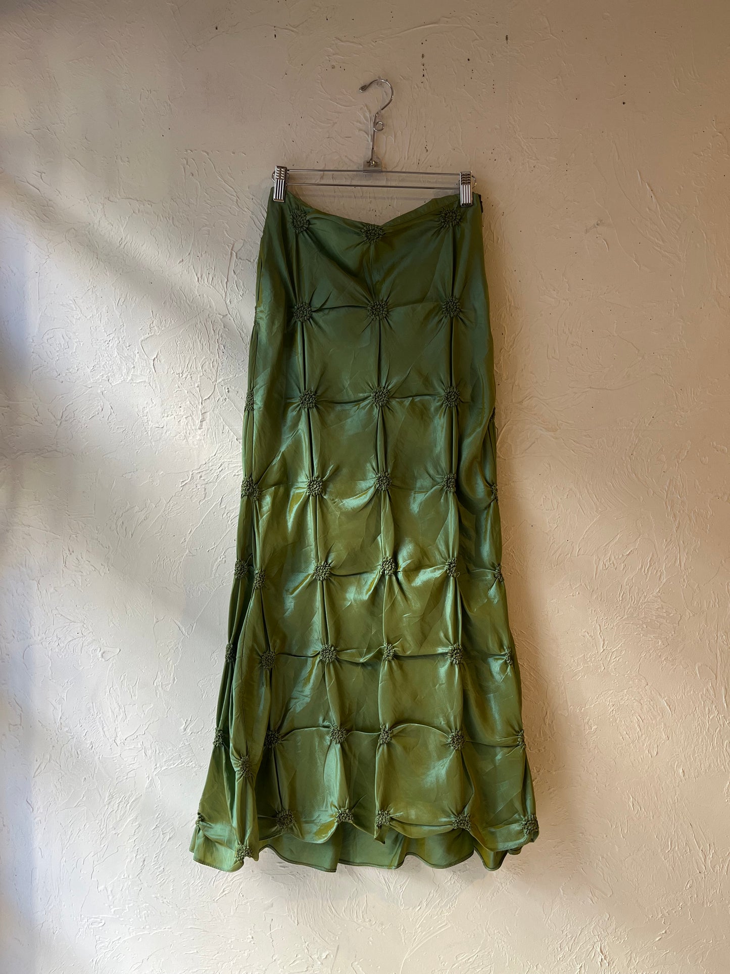 90s Shiny Green Scrunch Skirt / Small