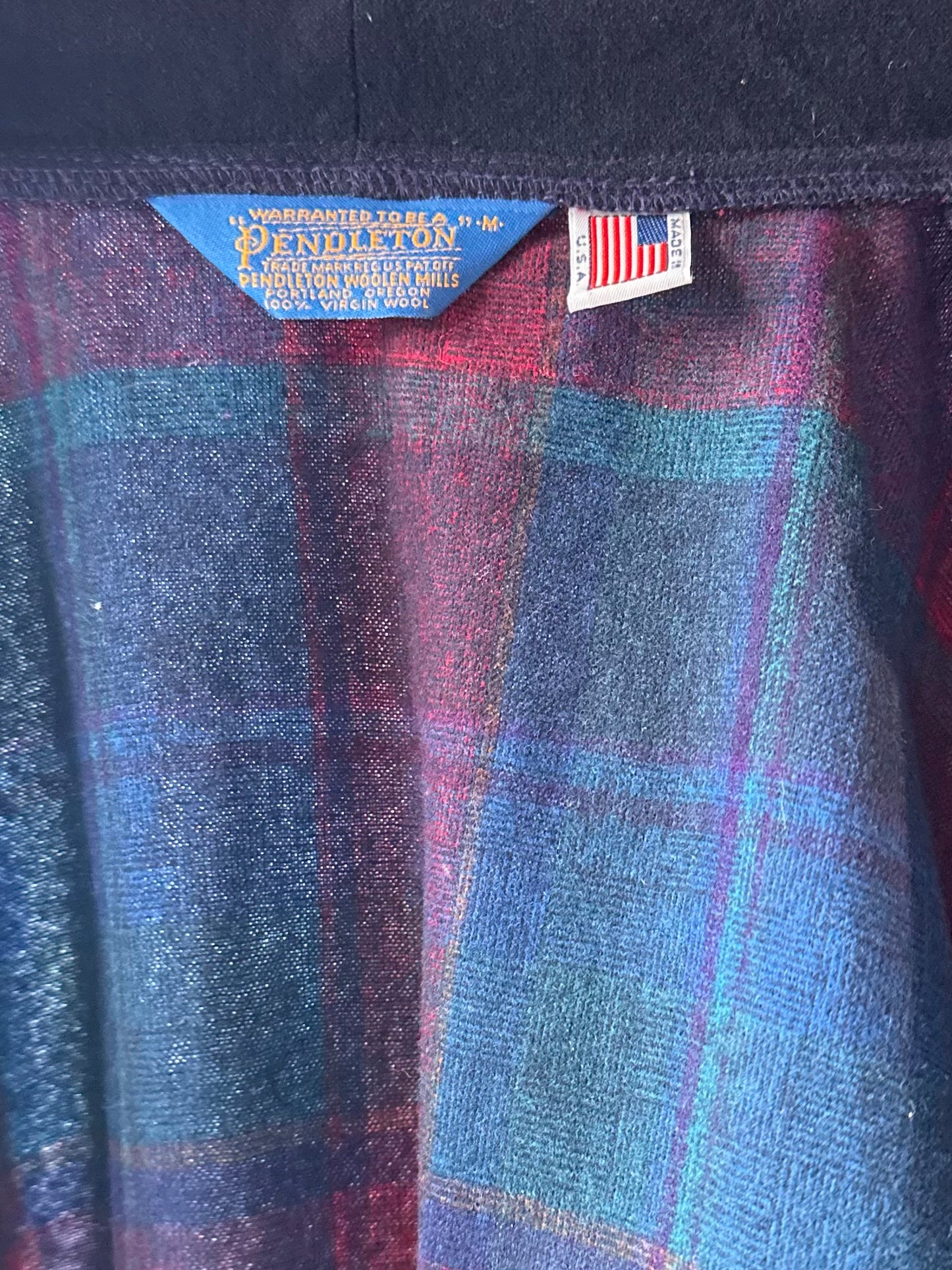 Vintage 'Pendleton' Plaid Wool Cardigan / Medium