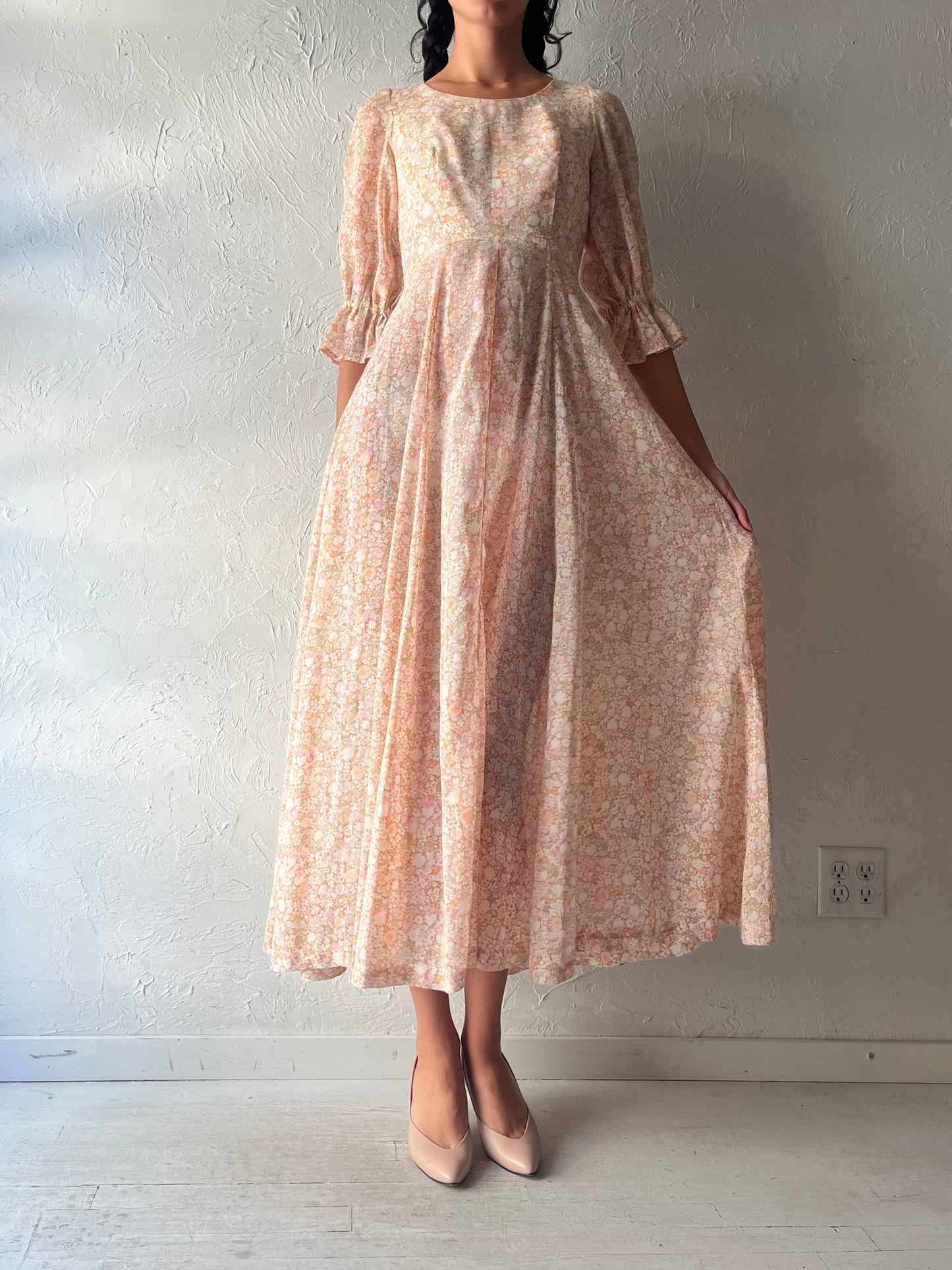 70s Pink Floral Print Peasant Dress / Small