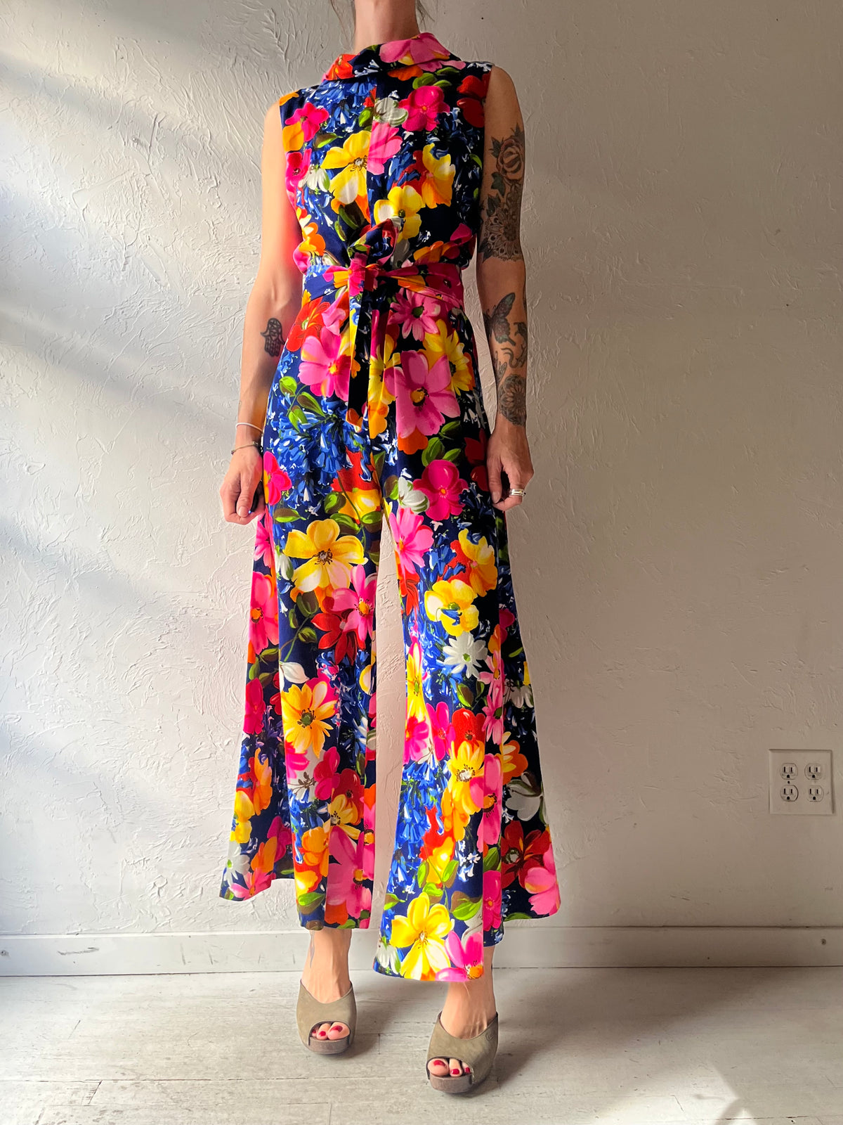 70s Wide Leg Sleeveless Floral Jumpsuit / Small