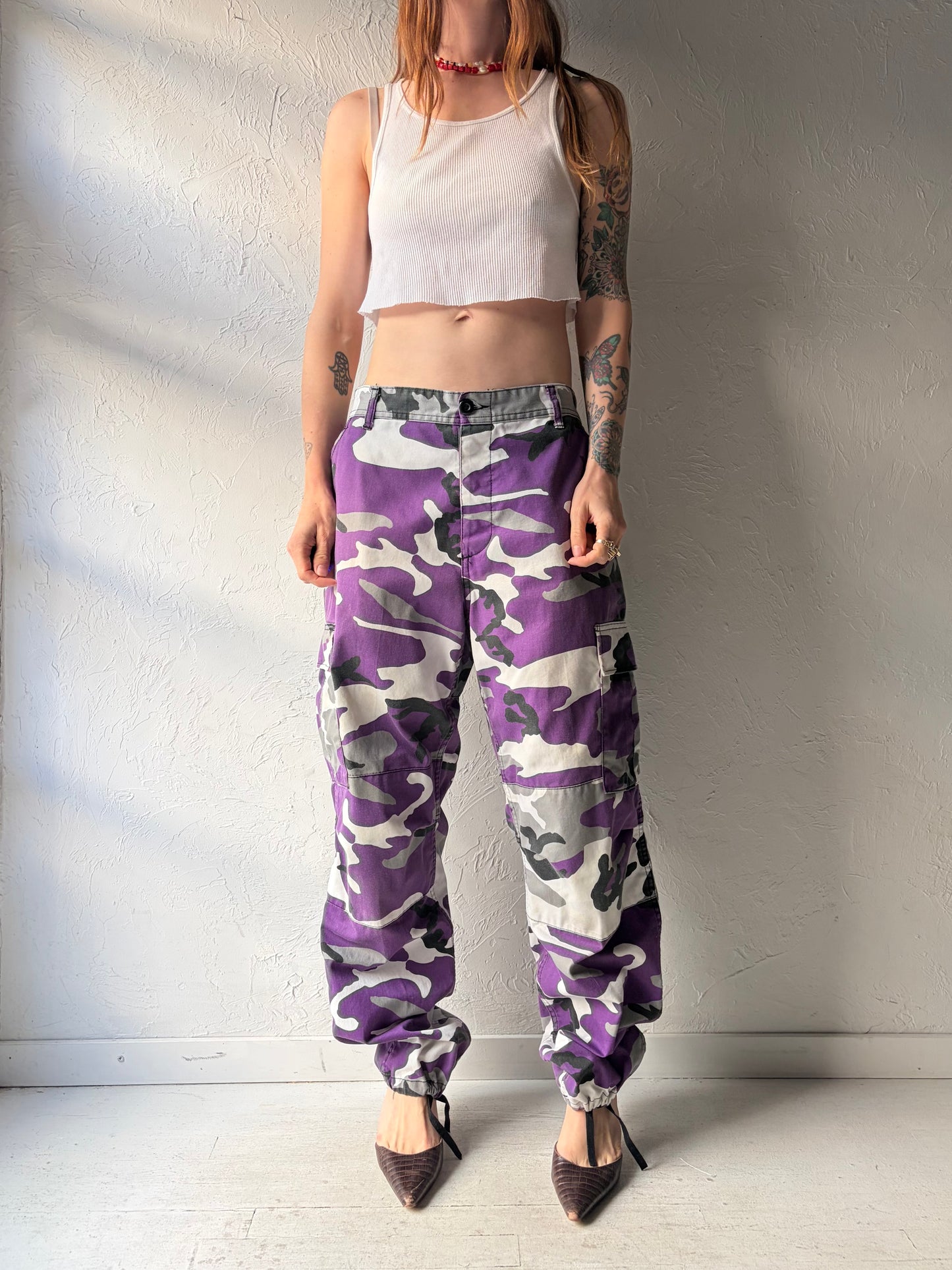 Y2K Authentic Army Purple Camouflage Pants / Vintage 2000s Military Streetwear Grunge Workwear Pants / Medium
