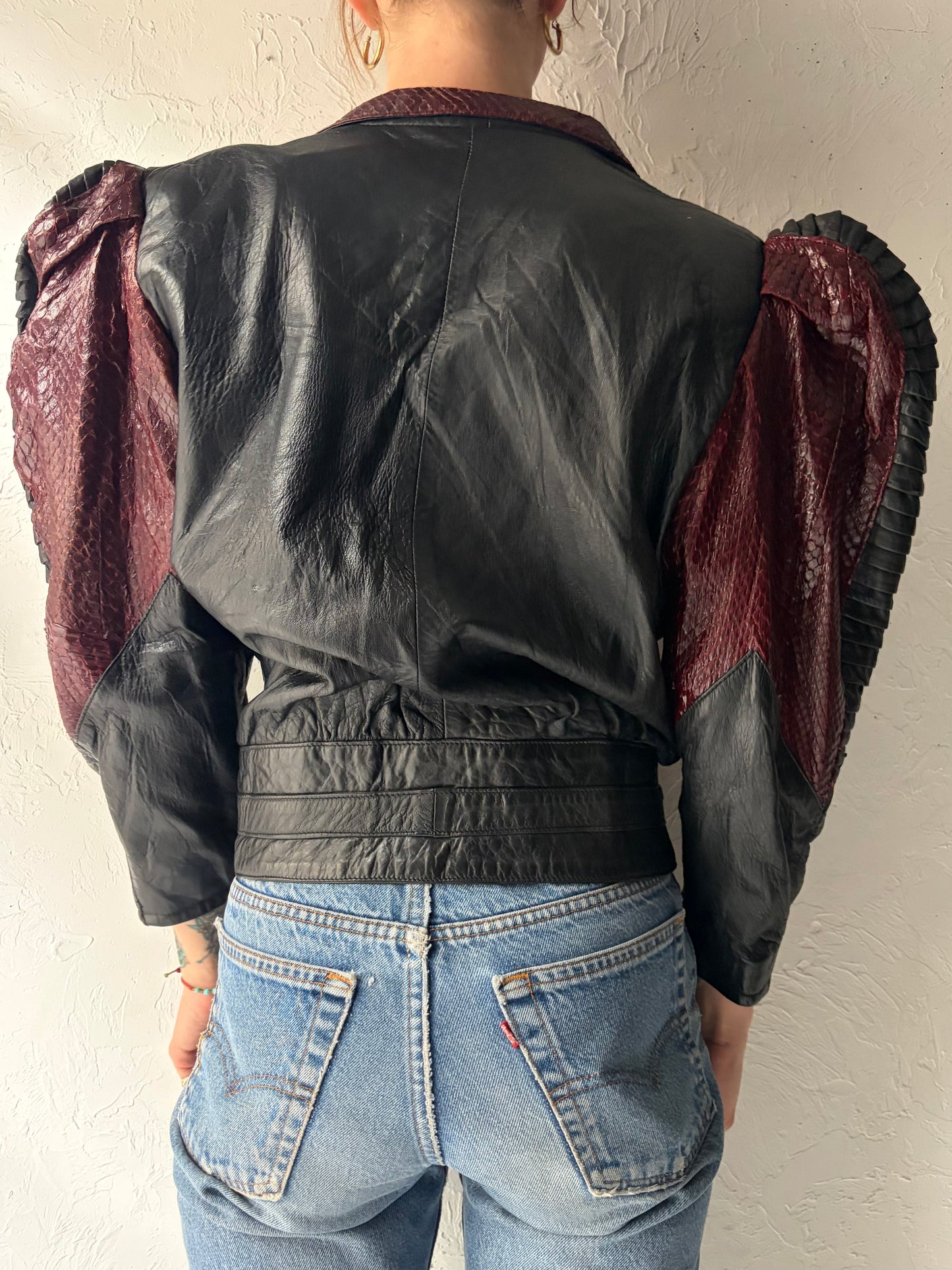 80s Black Retro Grunge Leather Cropped Streetwear Bomber Jacket / Medium