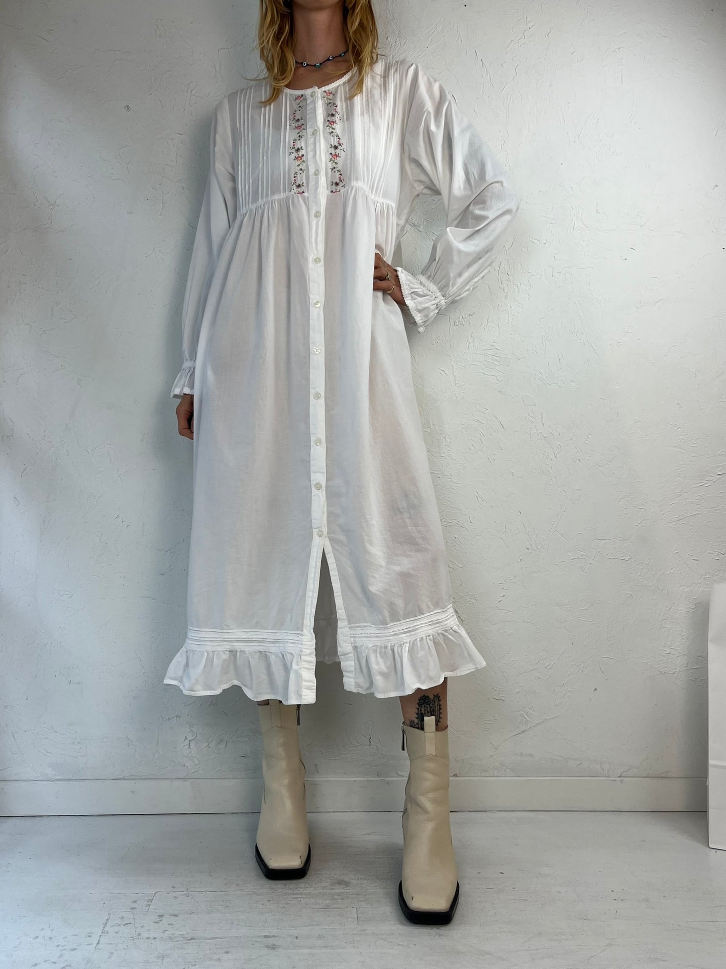 90s 'Gilligan O Malley' White Long Sleeve Cotton Maxi Dress / Medium