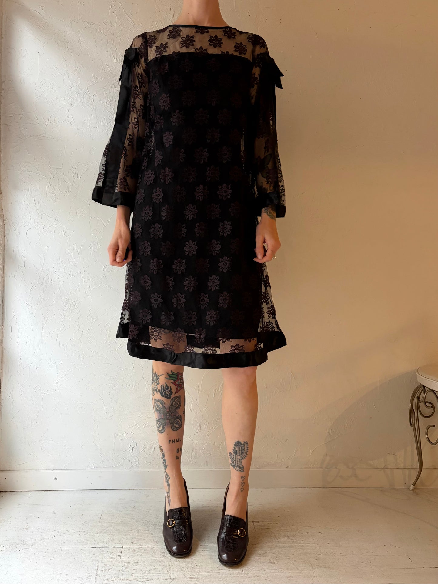 60s Black Lace Dress / Small