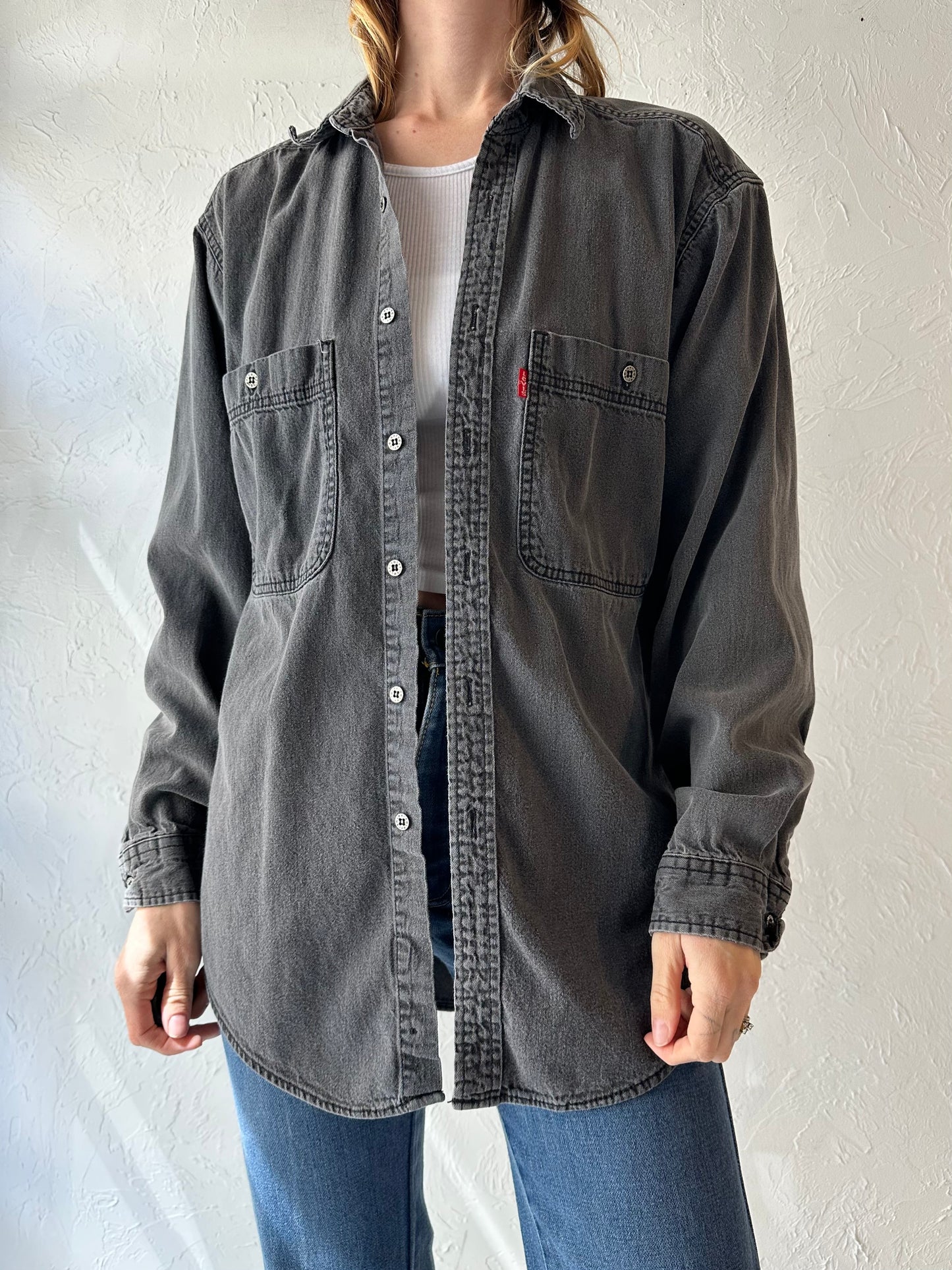 Vintage 'Levis' Gray Denim Button Up Shirt / Medium