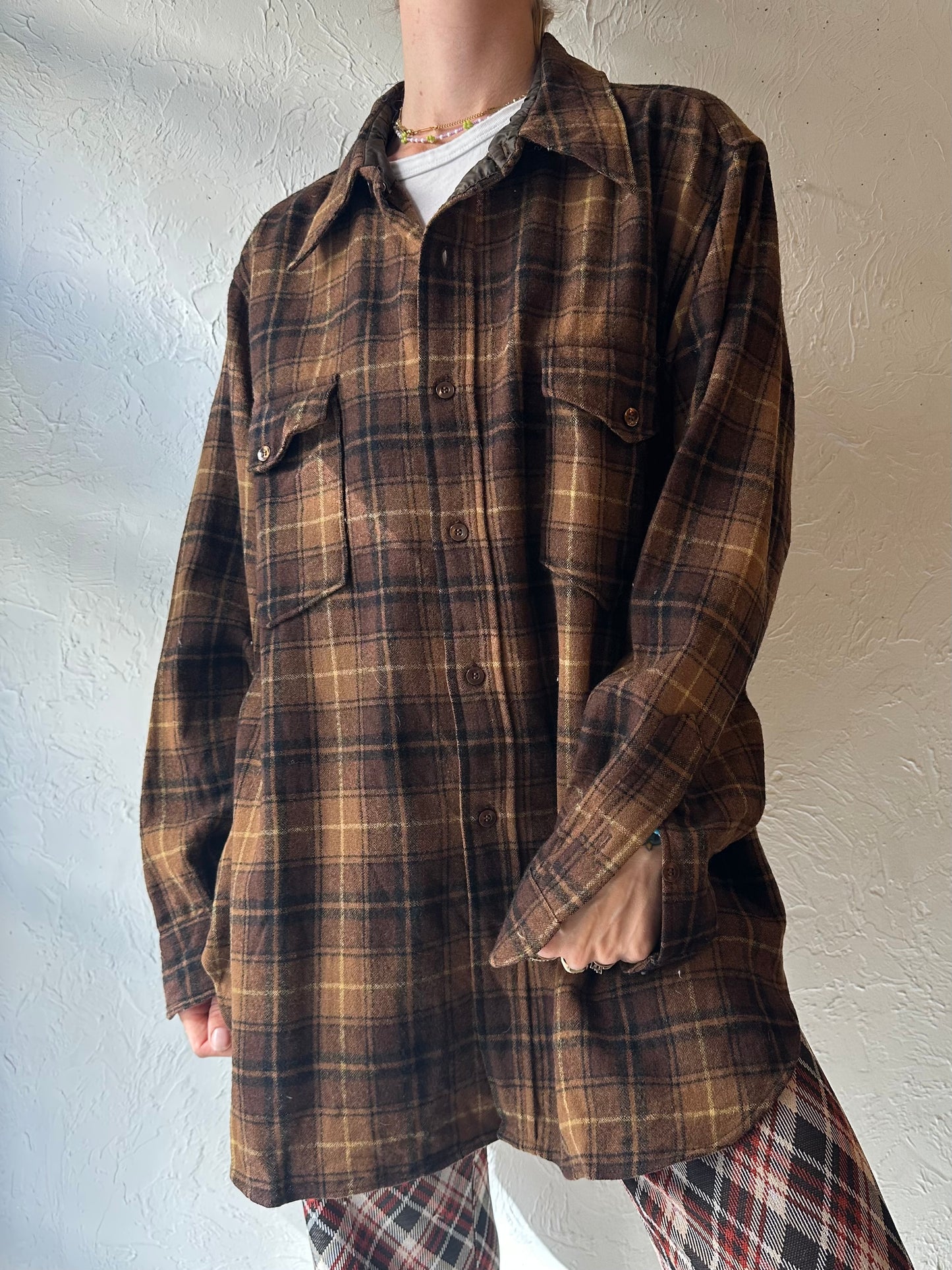 90s 'Pendleton' Brown Plaid Wool Shirt / Large