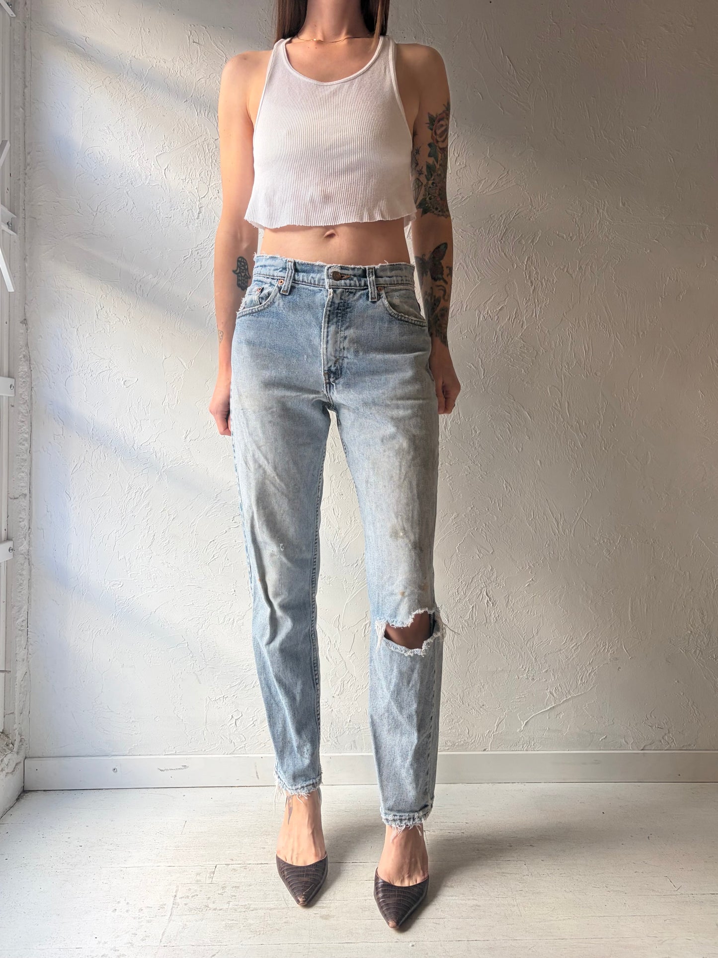 Vintage 90s 'Levis 550' Thrashed Grunge Jeans / 28