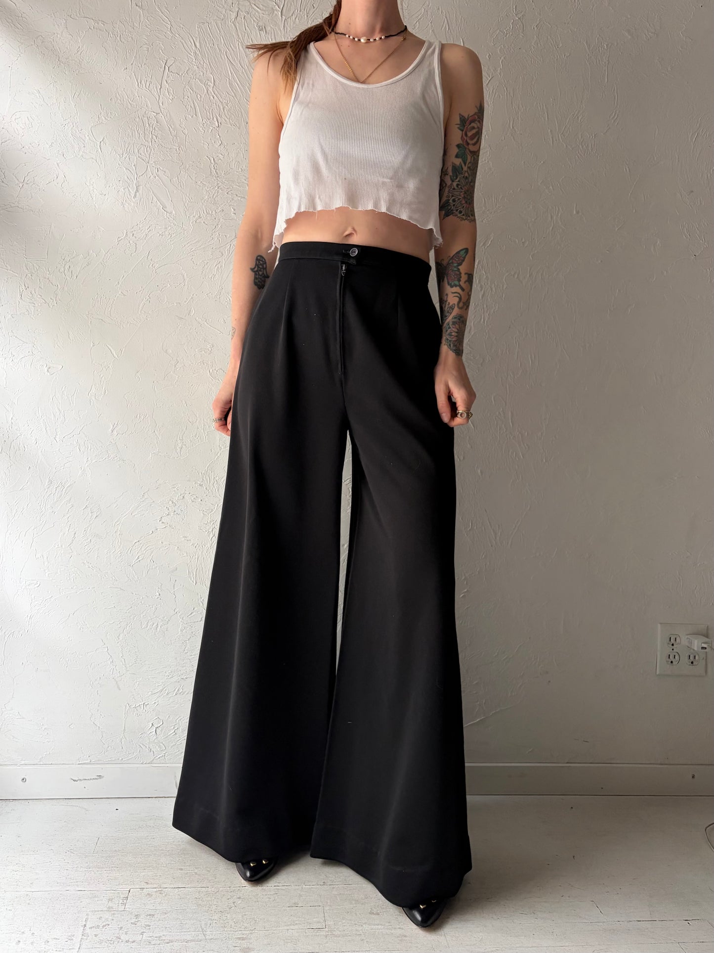 70s Black Bell Bottoms / Medium