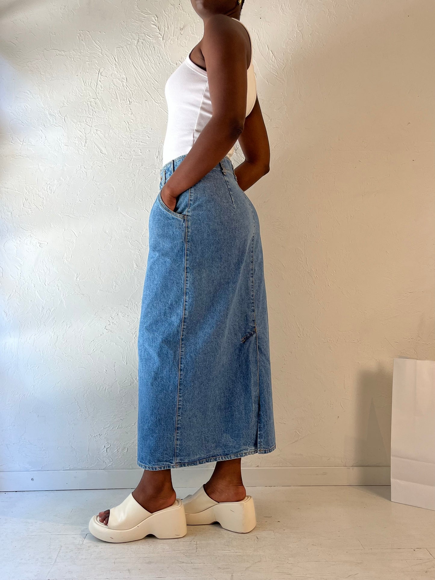 90s 'Seasons' Denim Midi Skirt / Medium