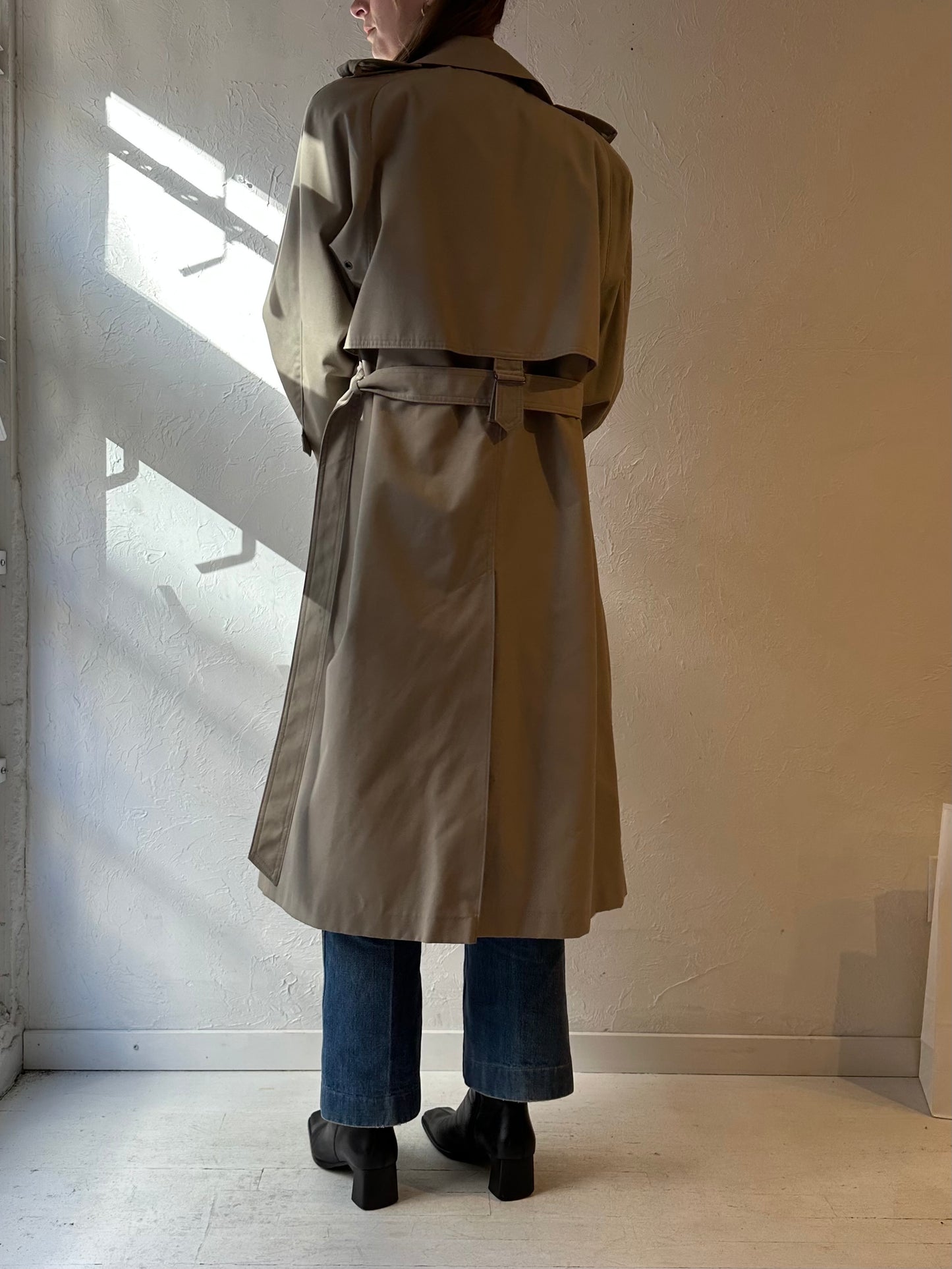 Y2K ‘VI Petites’ Beige Trench Coat / Small - Medium