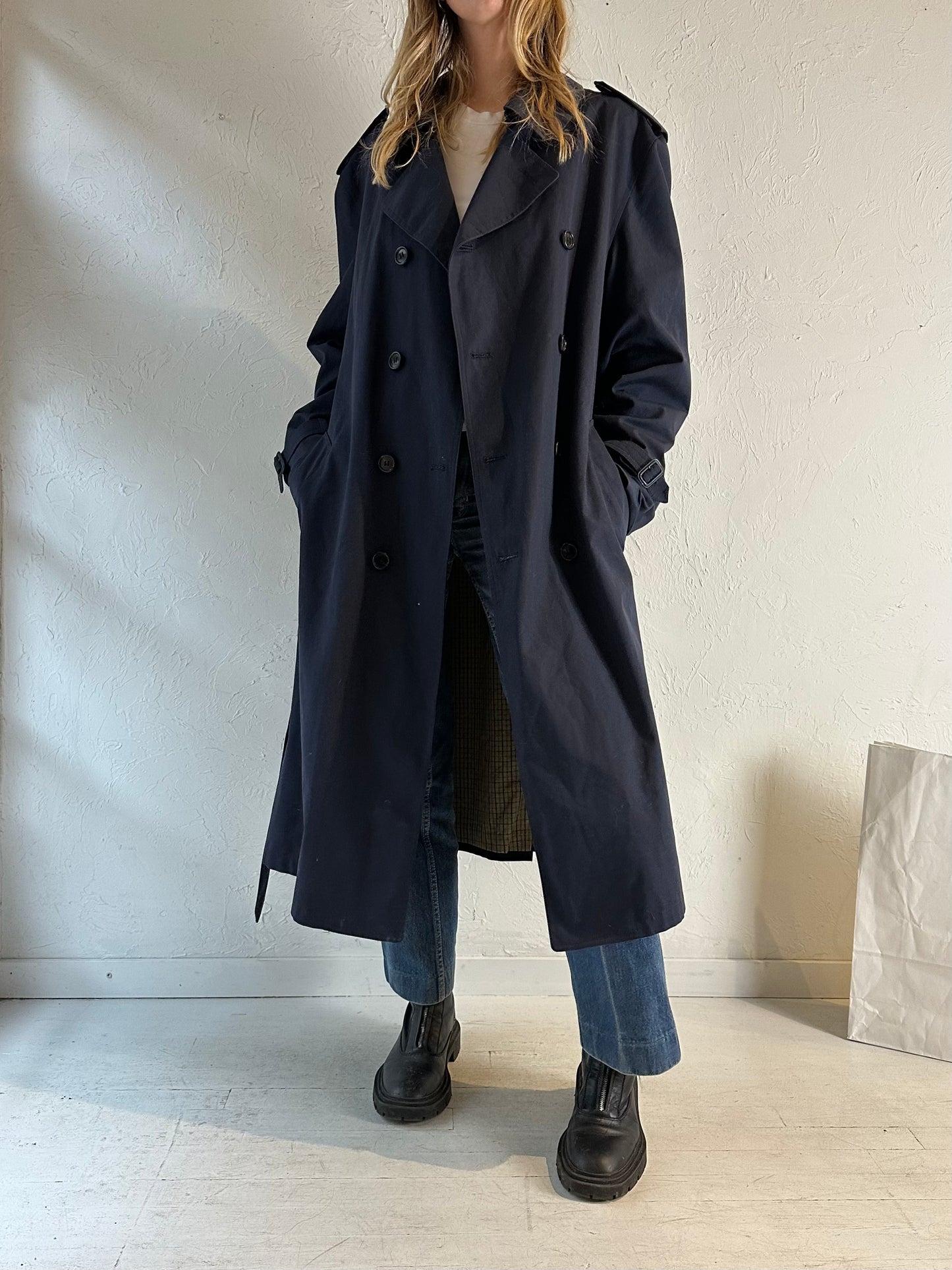 90s ‘London Fog’ Navy Blue Trench Coat / Large