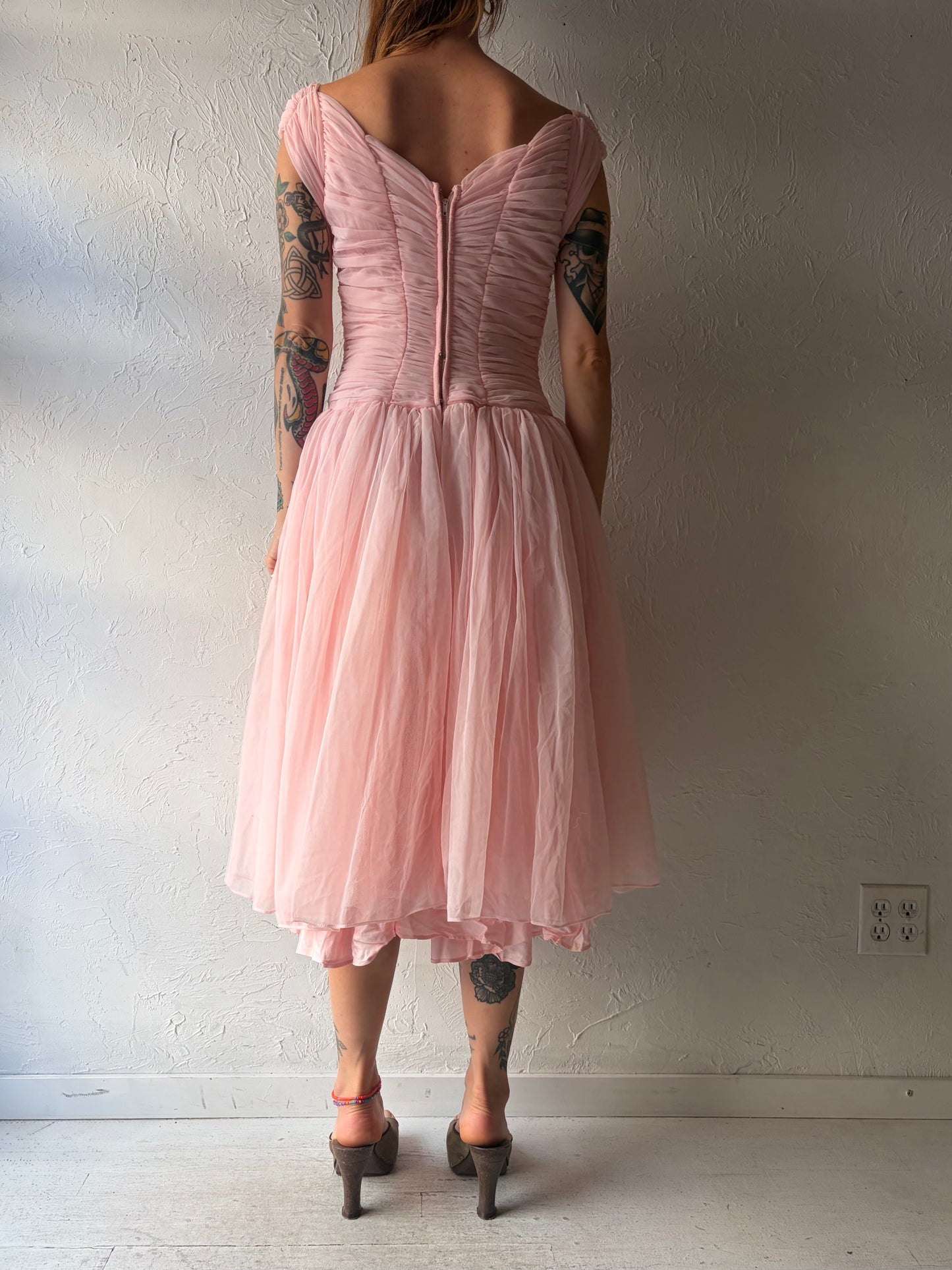 60s 'Rickys' Pale Pink Formal Dress / Small