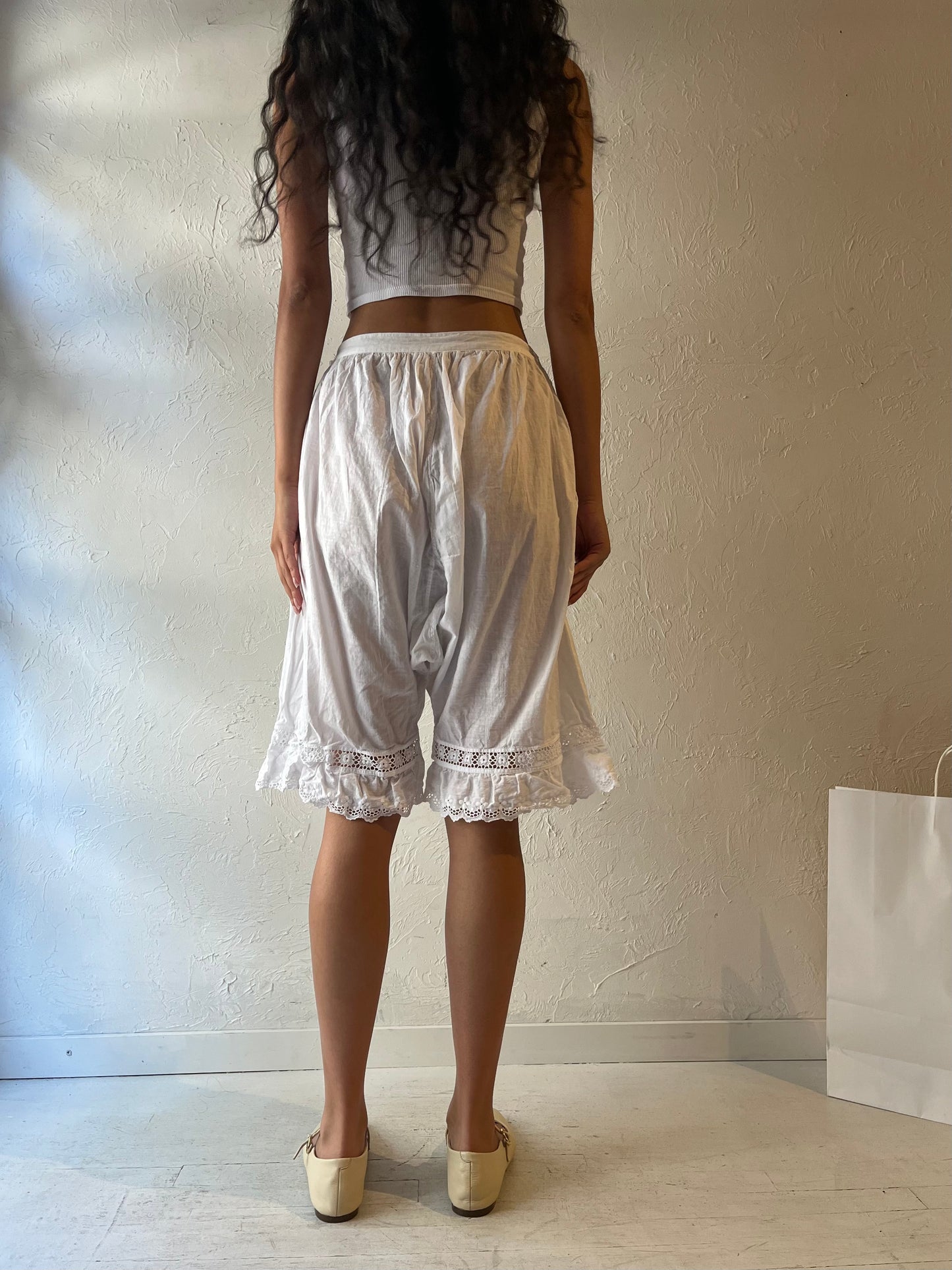 Vintage Handmade White Cotton Bloomer Shorts / Small