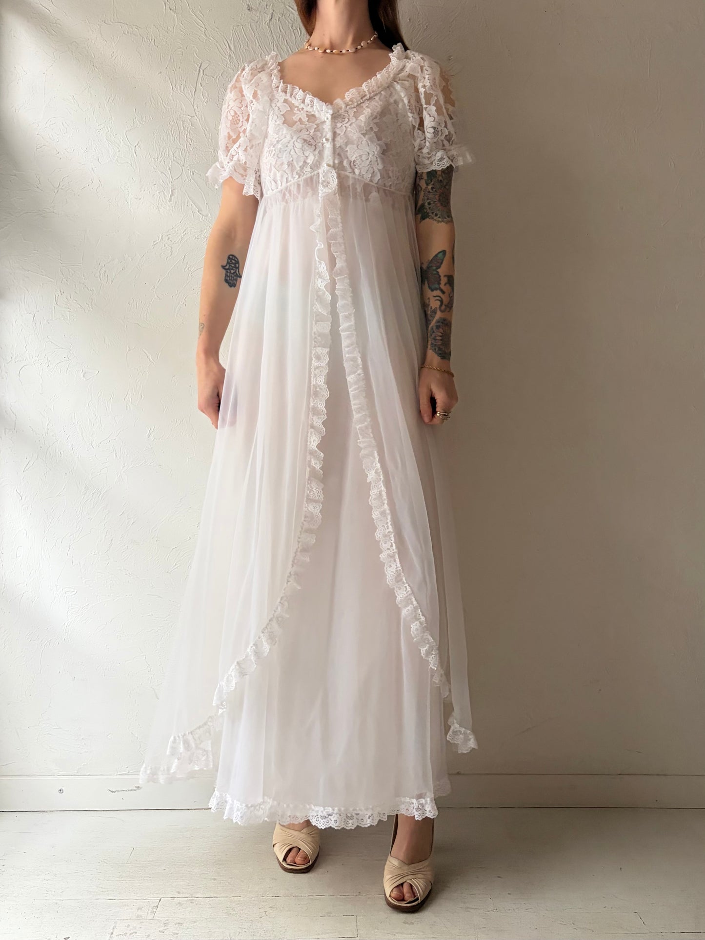 80s White Romantic Lace Lingerie Set / Vintage 1980s Night Gown Peignoir  Robe / Small- Medium