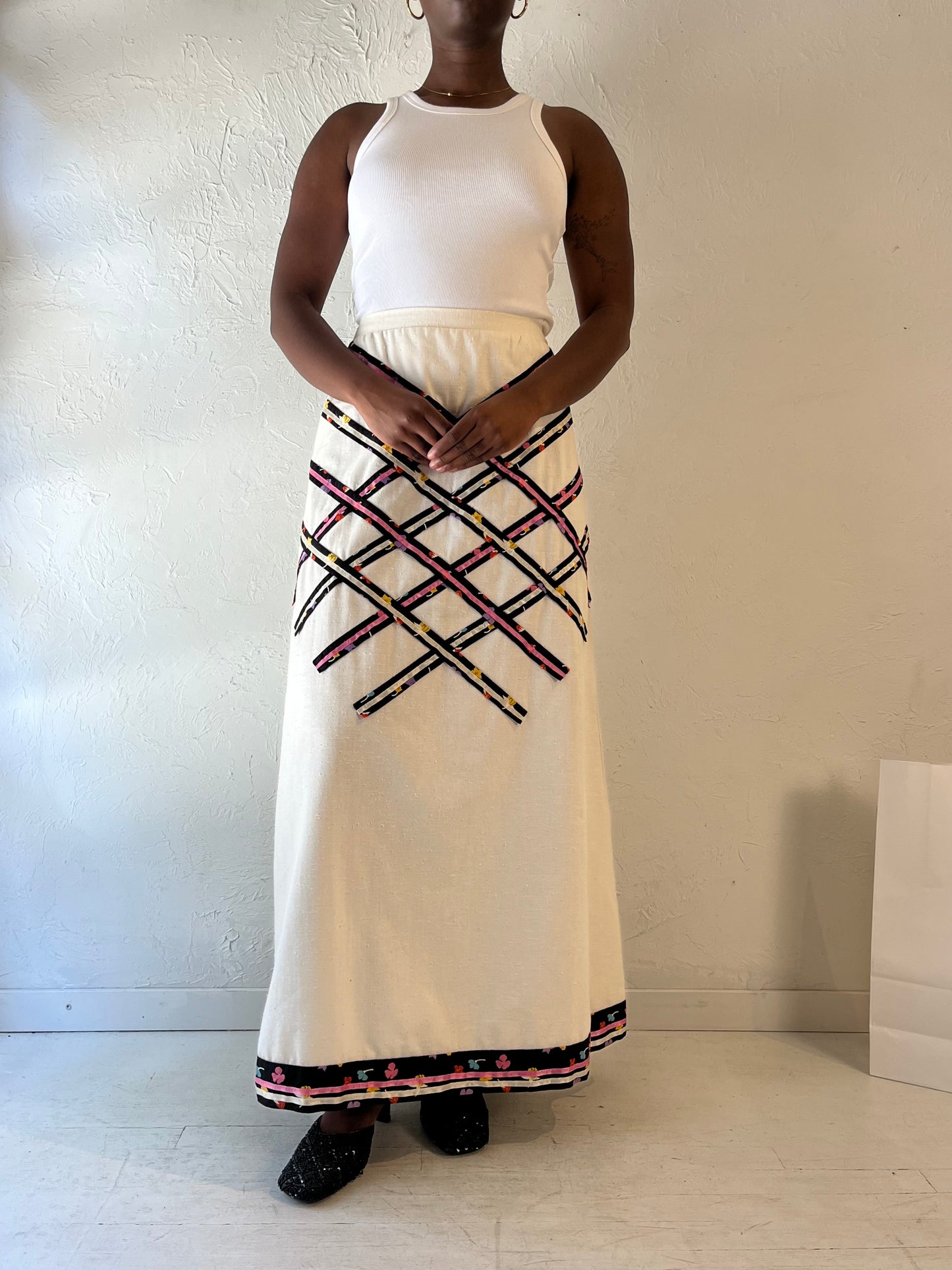 70s 'Chessa Davis' White Maxi Skirt / Medium