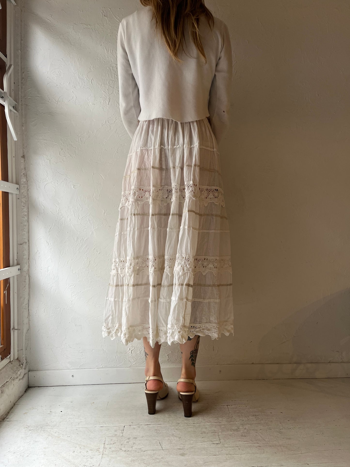 Vintage White Crochet Midi Skirt / Small