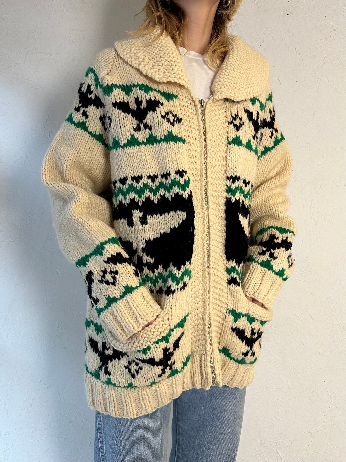 Vintage Hand Knit Thick Wool Zip Up Eagle Sweater / Medium