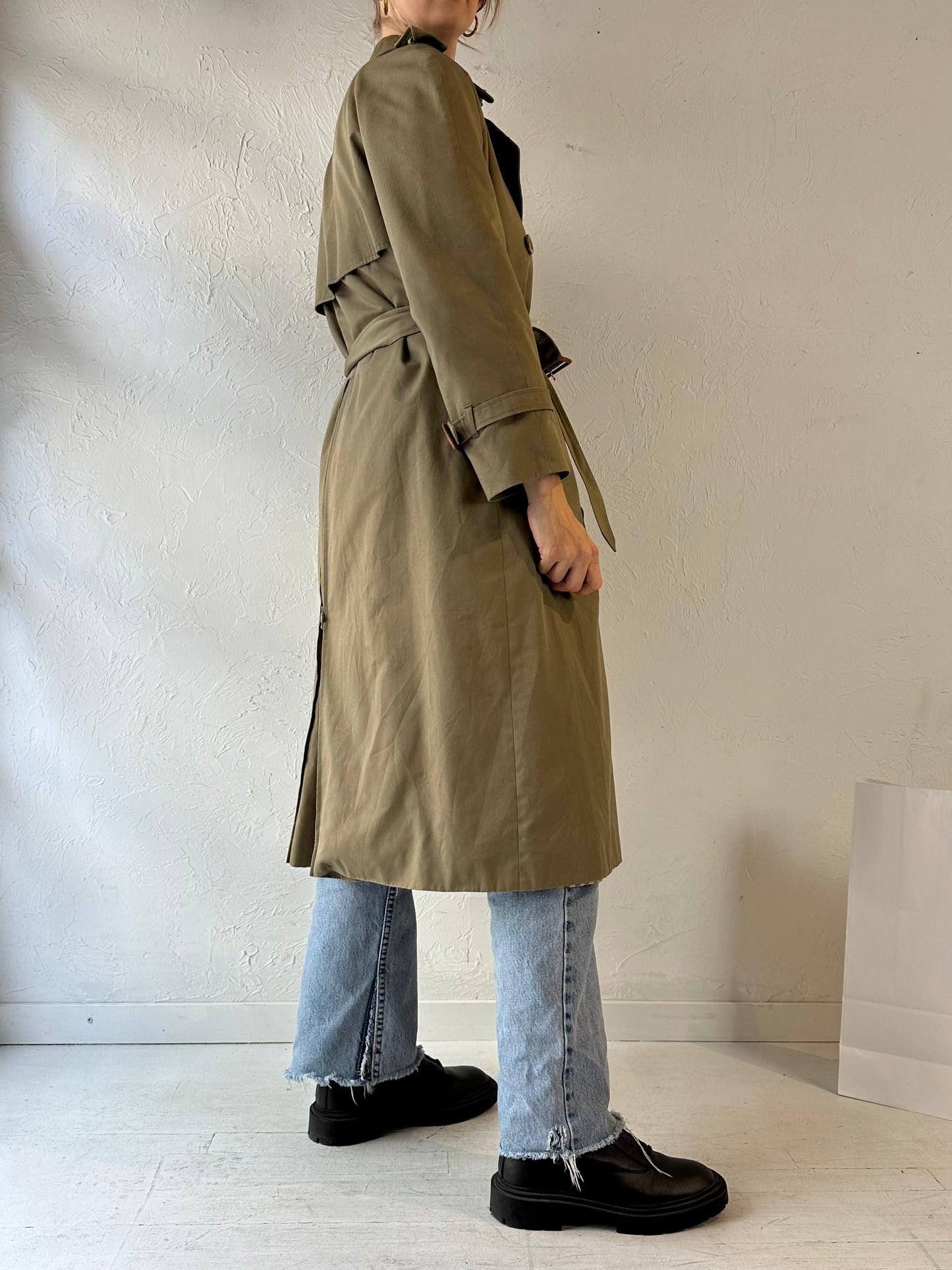 Vintage 'Aquascutum' Beige Trench Coat / Small