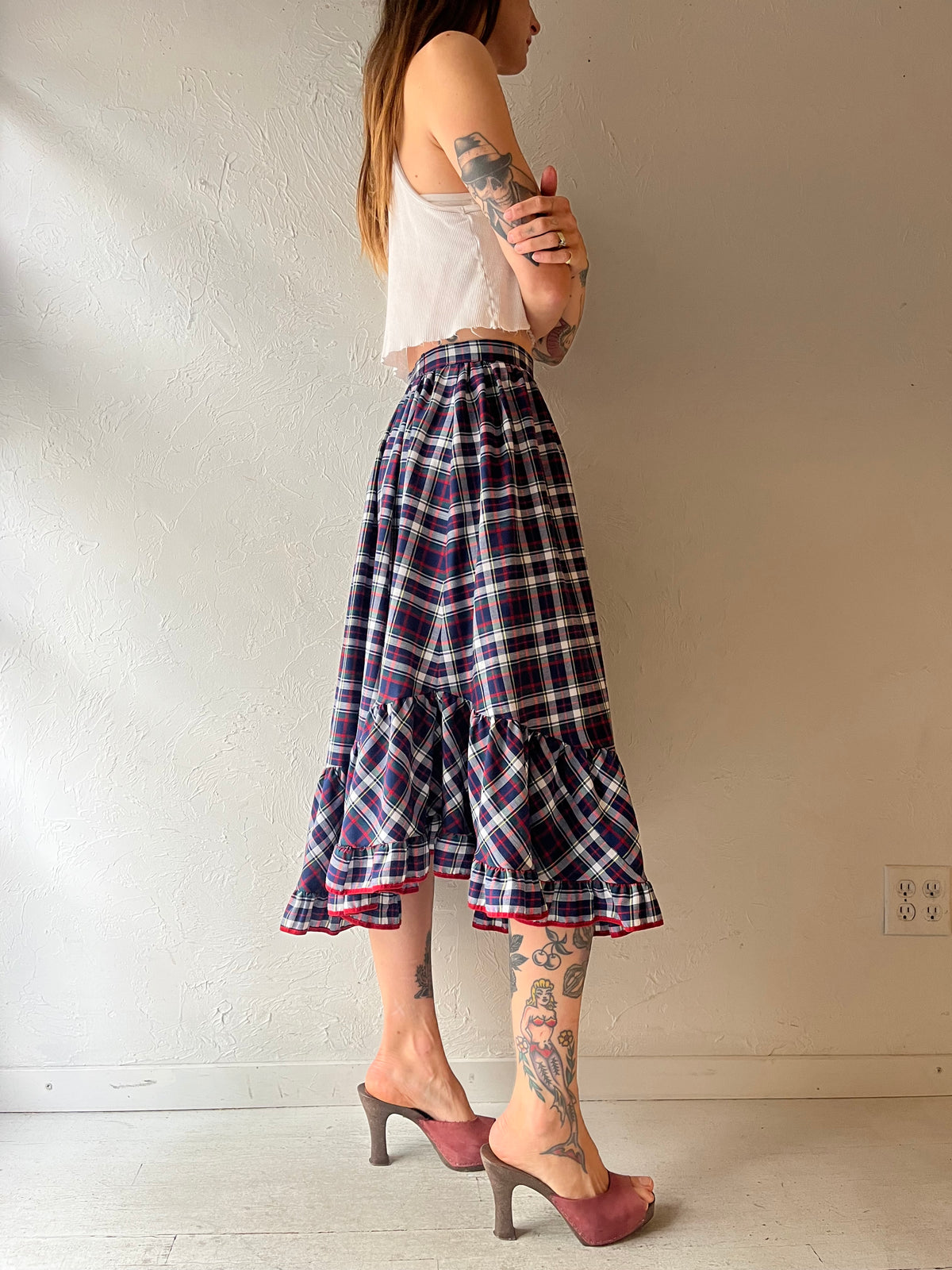 Vintage Plaid Prairie Cottagecore Country Western Ruffle Hem Midi Skirt / Small