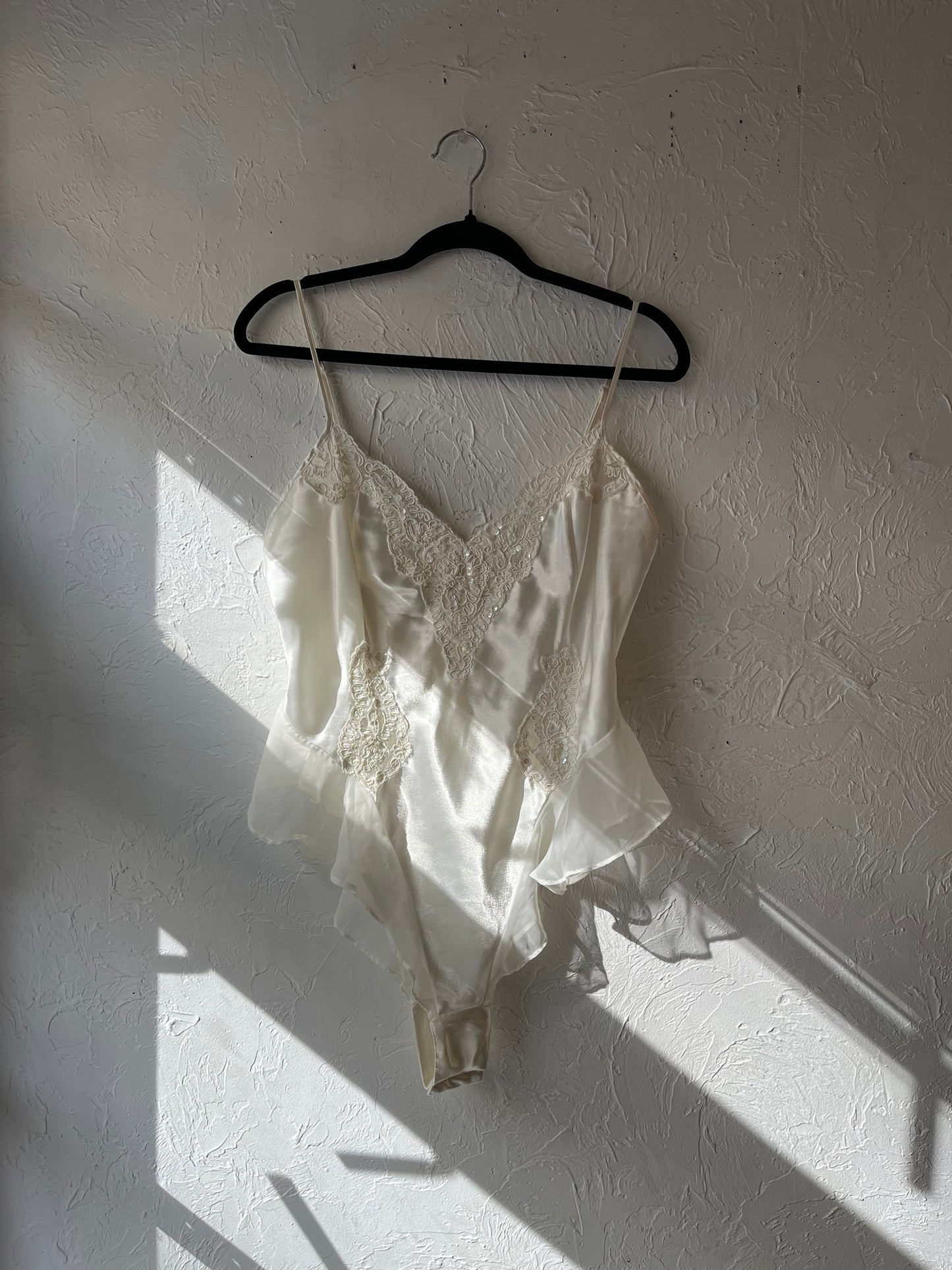 Y2k 'Victoria’s Secret' White Lingerie Romper / Large