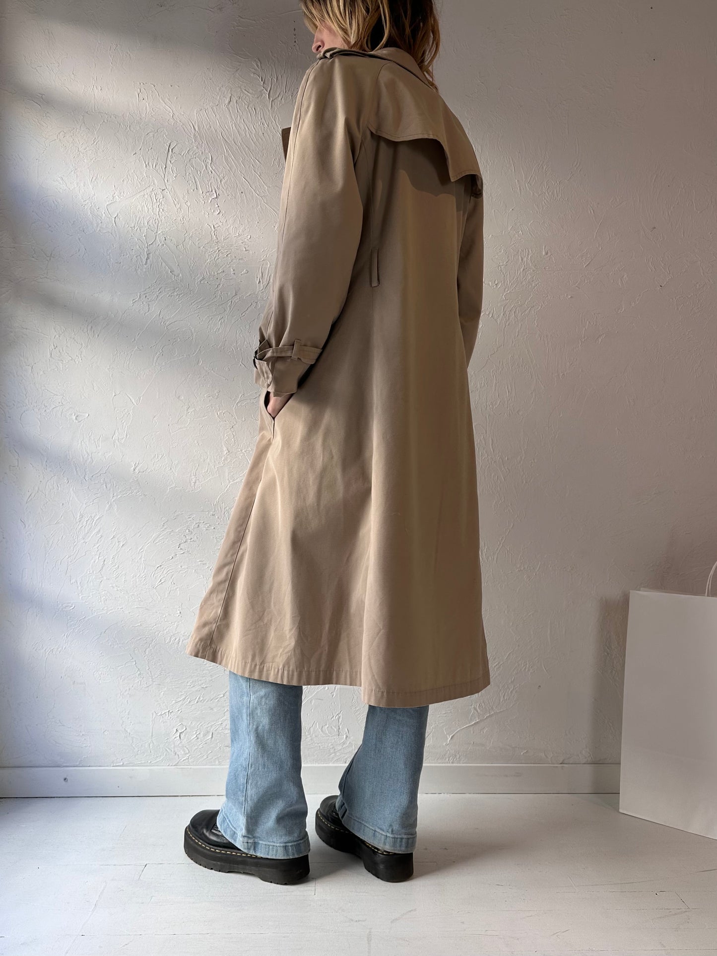 90s 'London Fog' Classic Beige Lined Trench Coat / Large