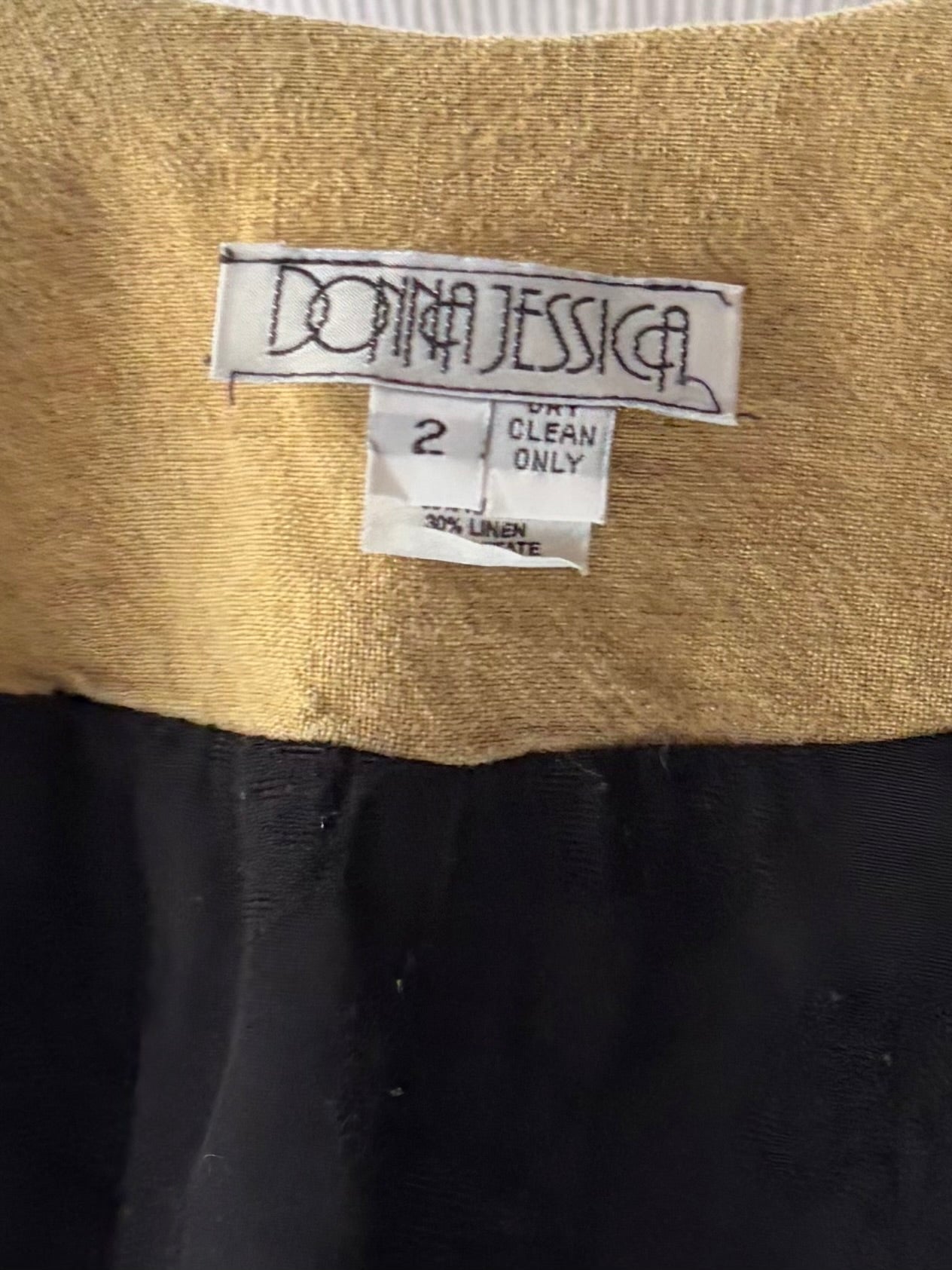 90s 'Donna Jessica' Cropped Tapestry Jacket / Vintage 1990s Retro Cropped Boho Jacket / Small