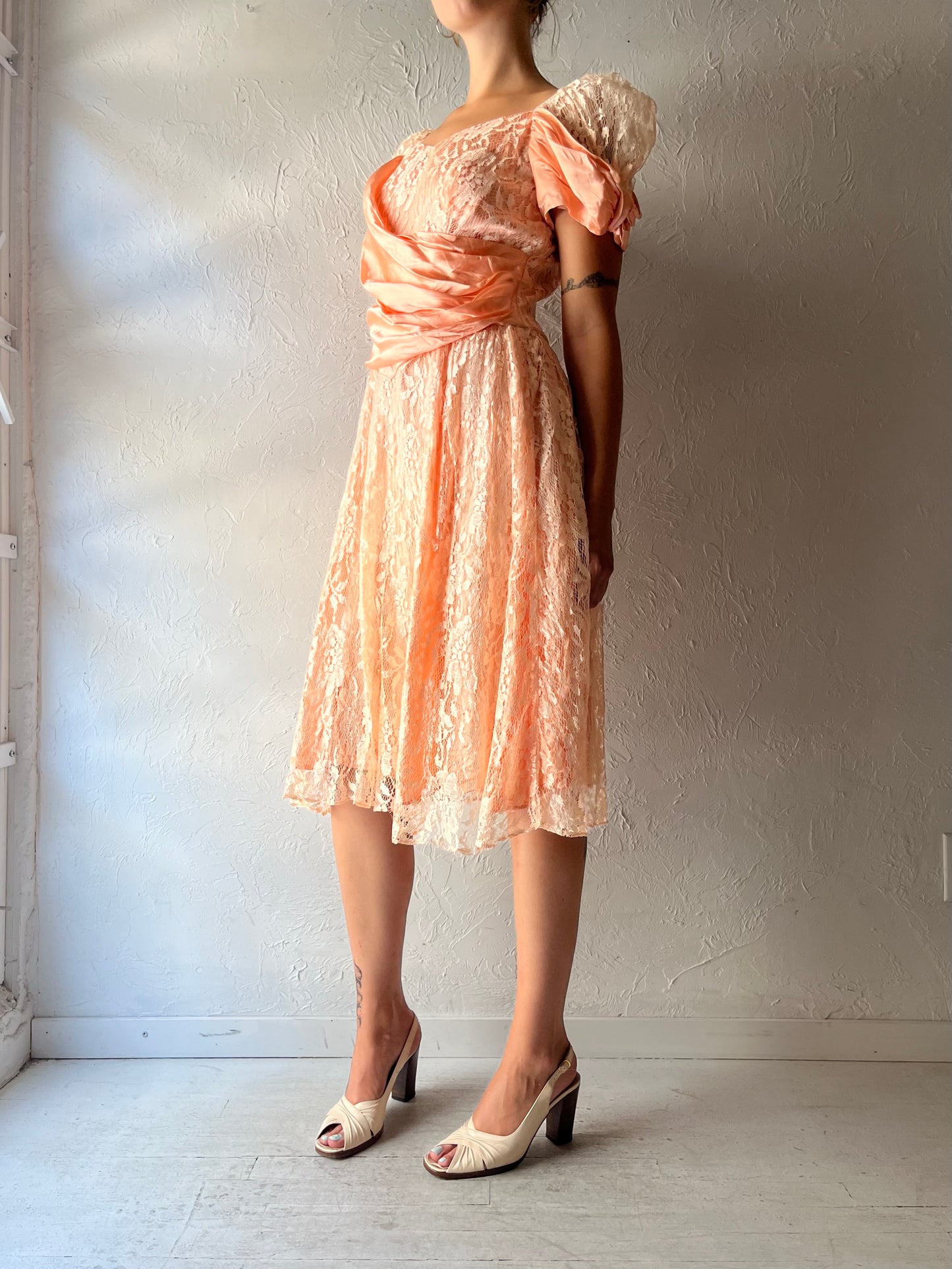 80s 'Nu-Mode' Pink Retro Romanic Lace Formal Midi Dress / Medium